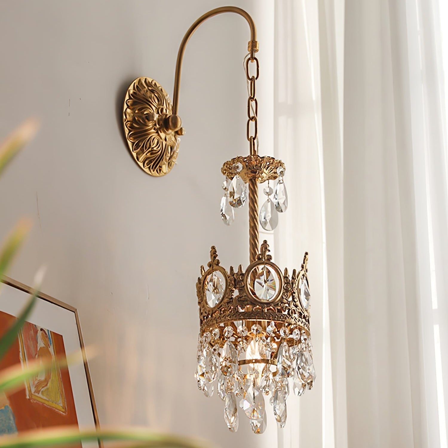 Qelin Crystal Crown Wall Light