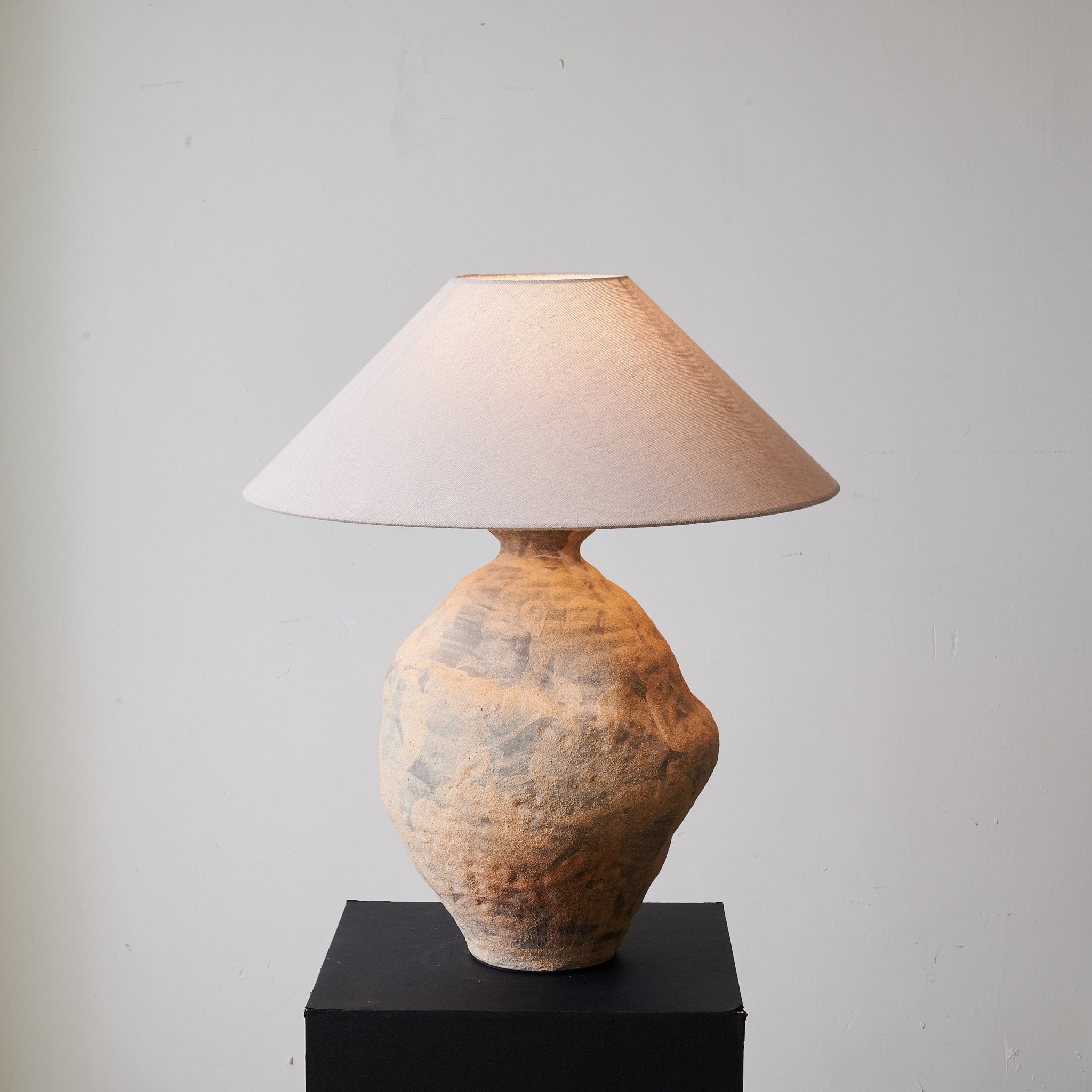 Dunase Table Lamp