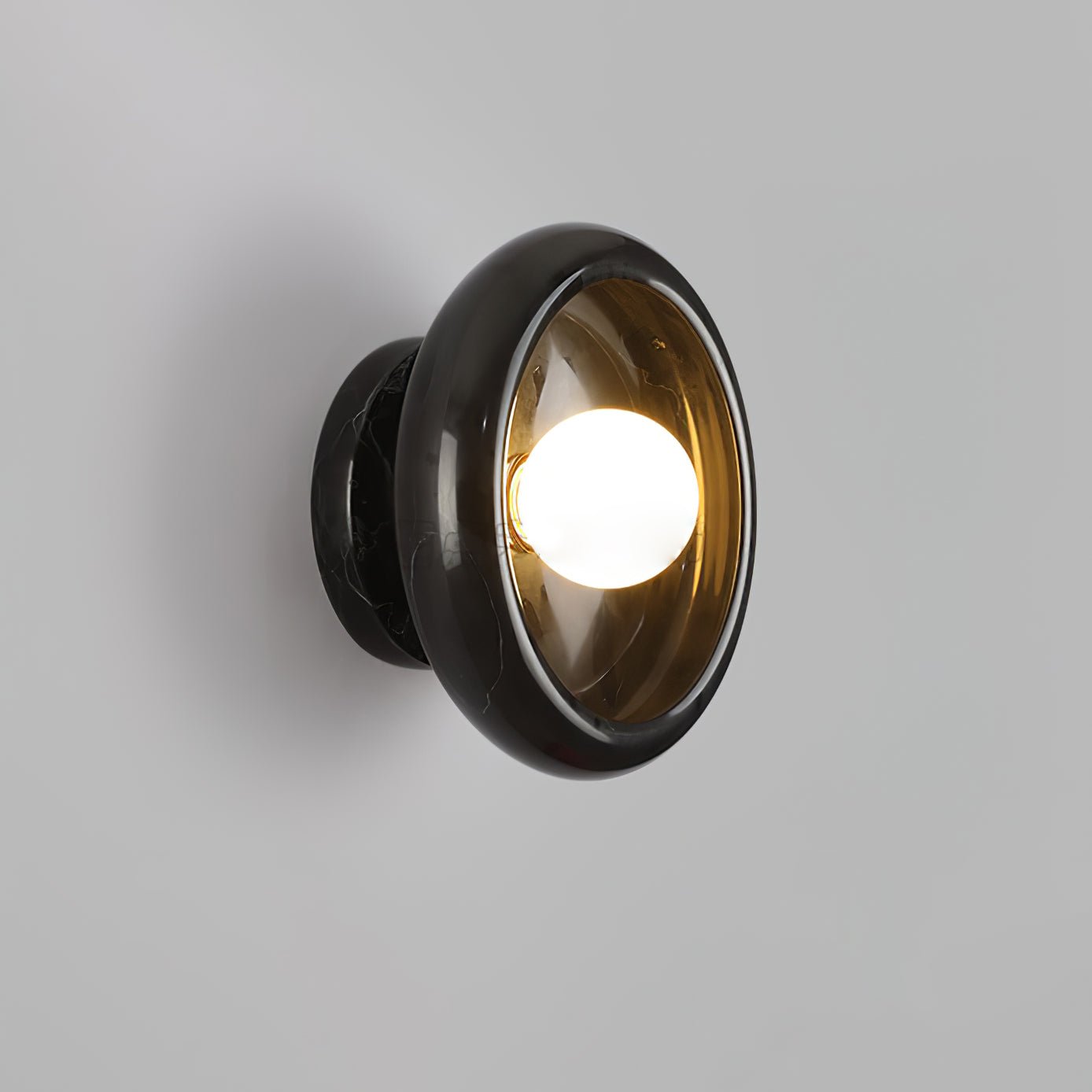 Jeda Marble Wall Light