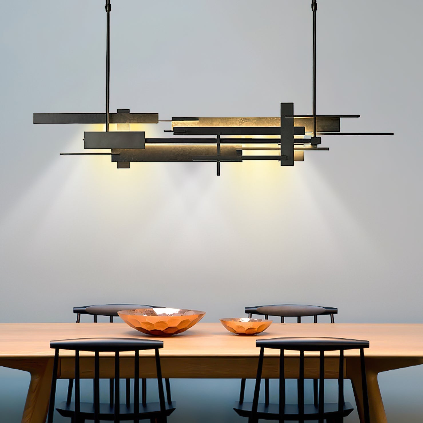 Eithinzo Pendant Light