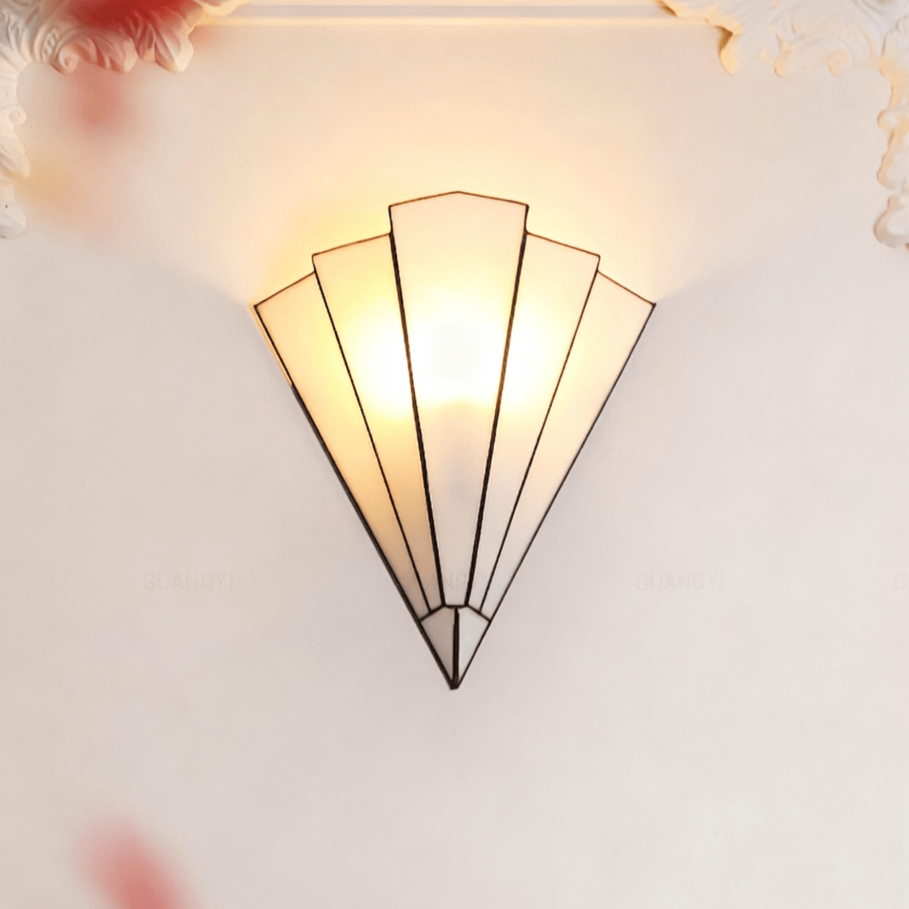 Delowe Wall Light