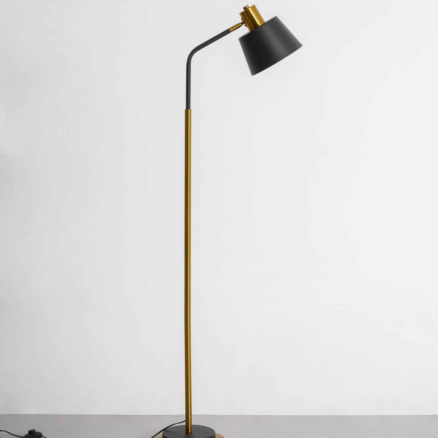 Sevem Floor Lamp