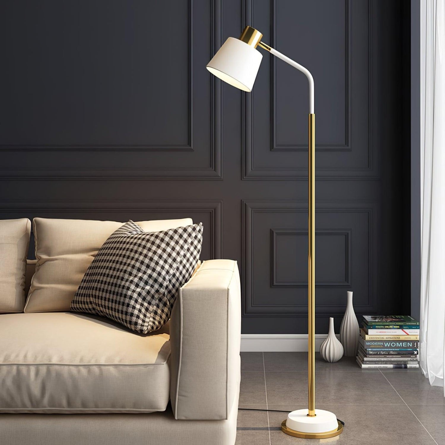 Egova Floor Lamp