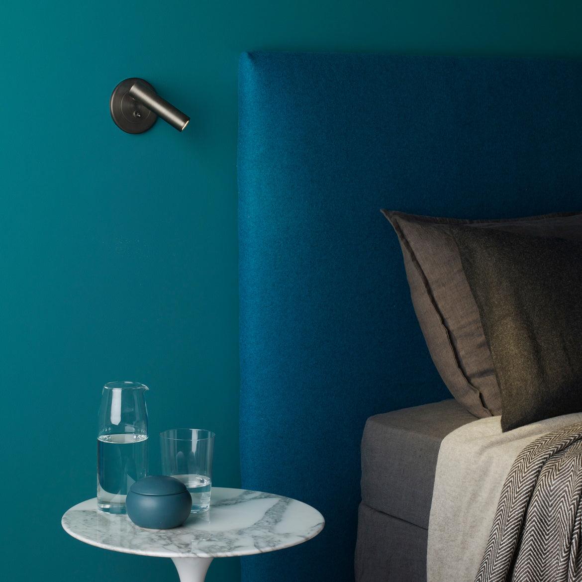 Lune Reading Light