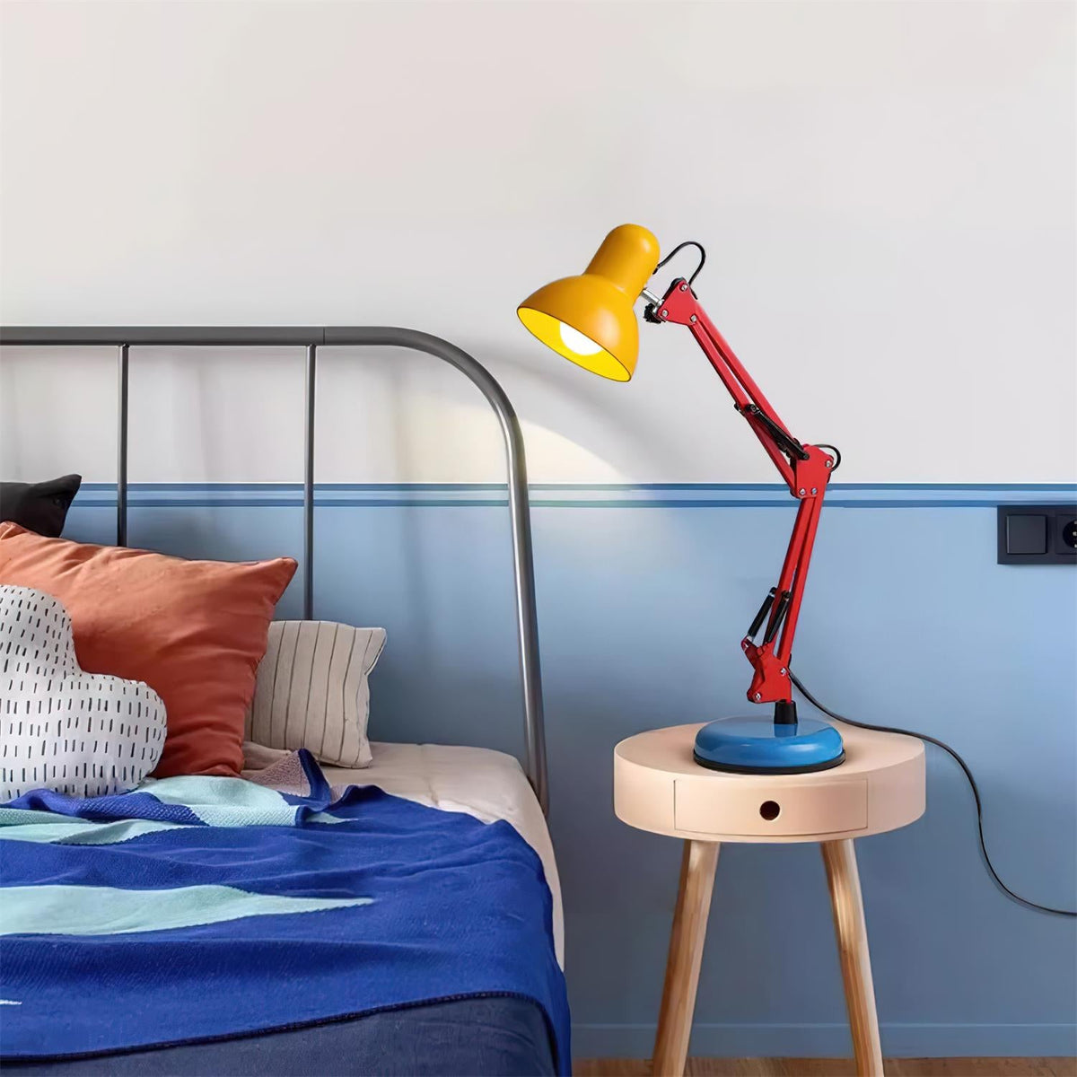Honam Memphis Table Lamp