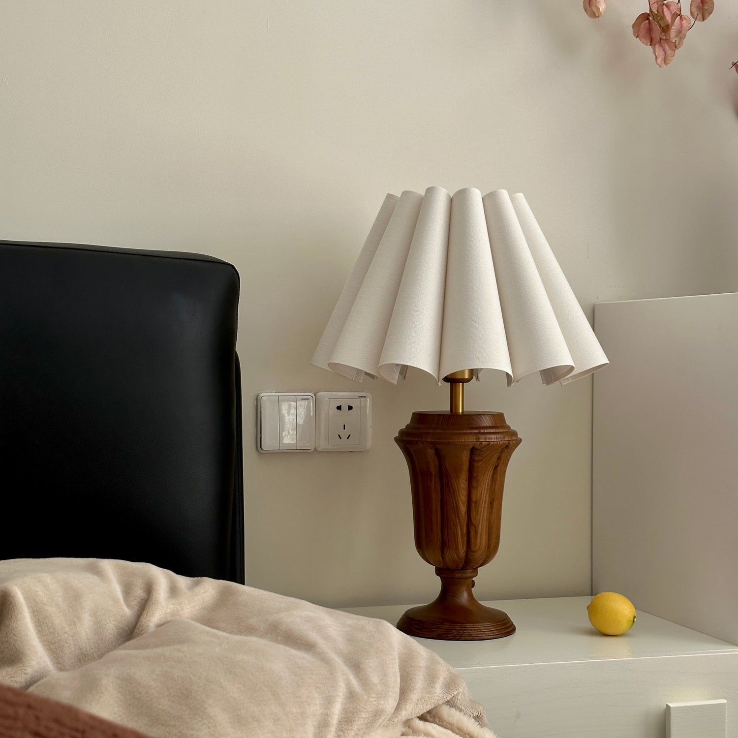 Telofis Table Lamp