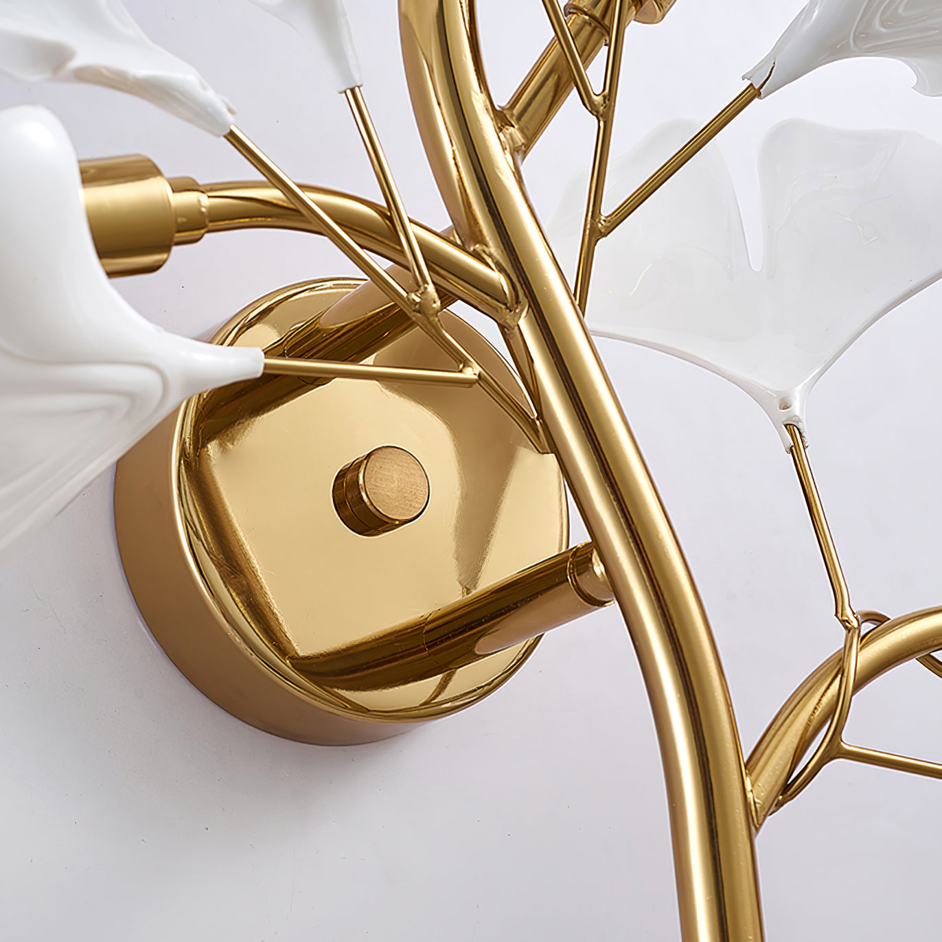 Egiso Flower Wall Light