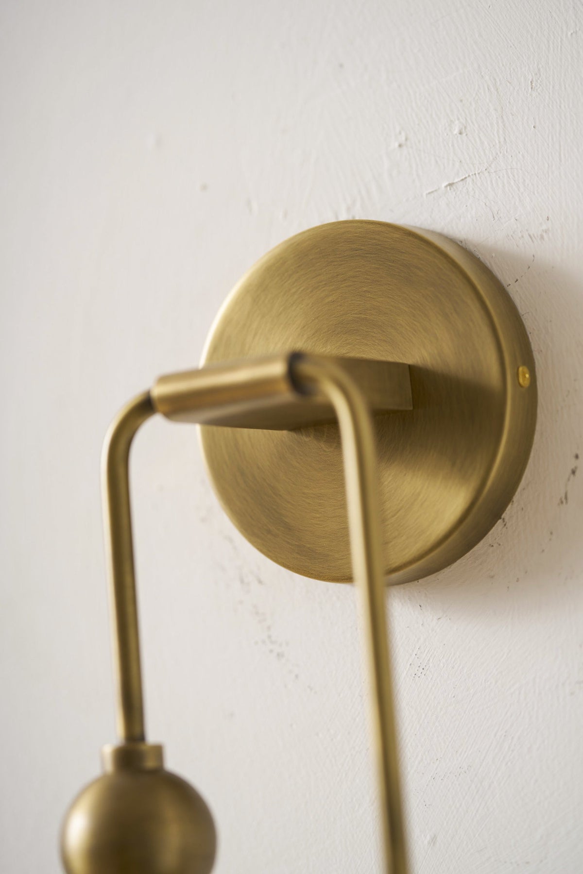 Golani Linear Wall Light