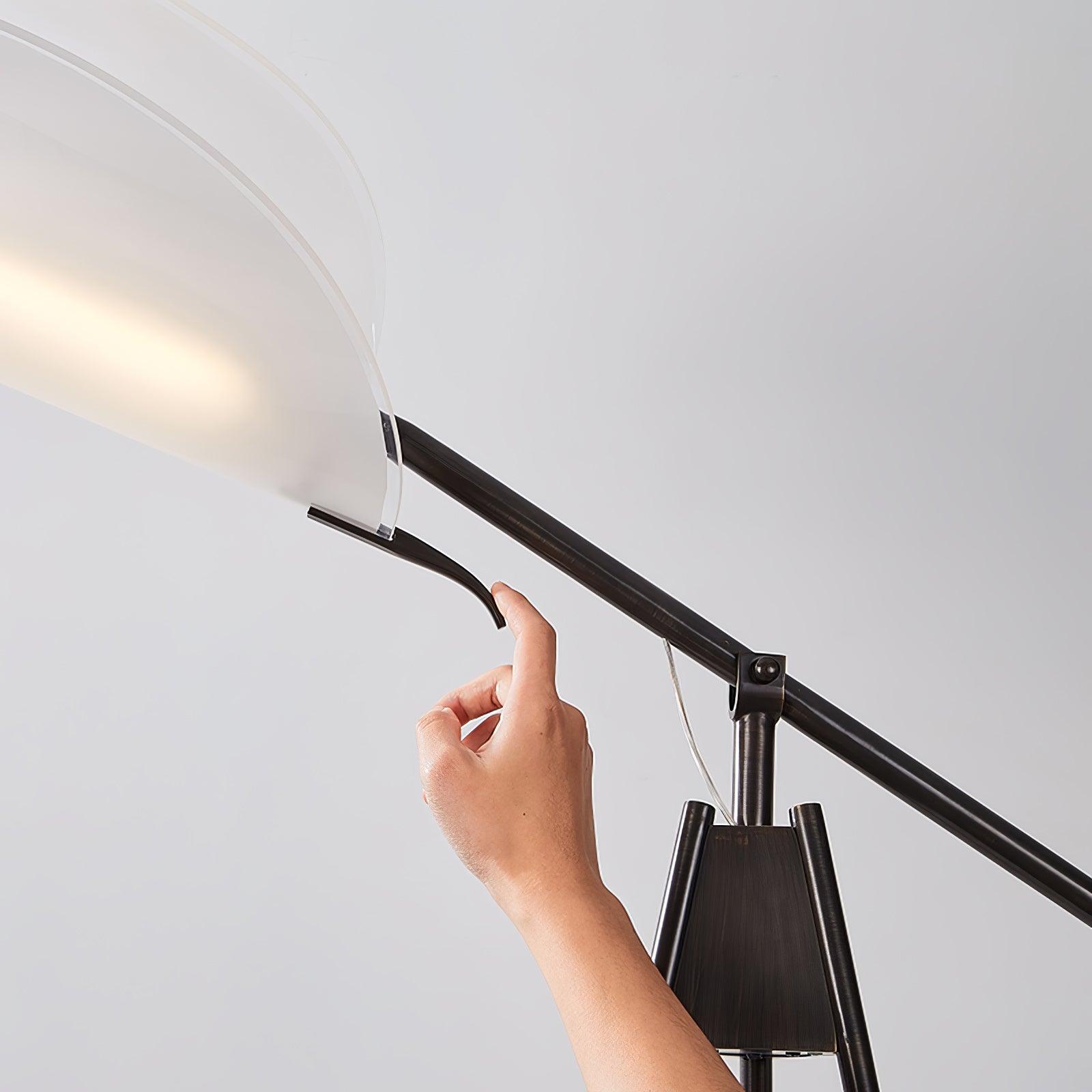 Telfa Tripod Floor Lamp