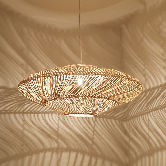 Lanzeo Rattan Pendant Light