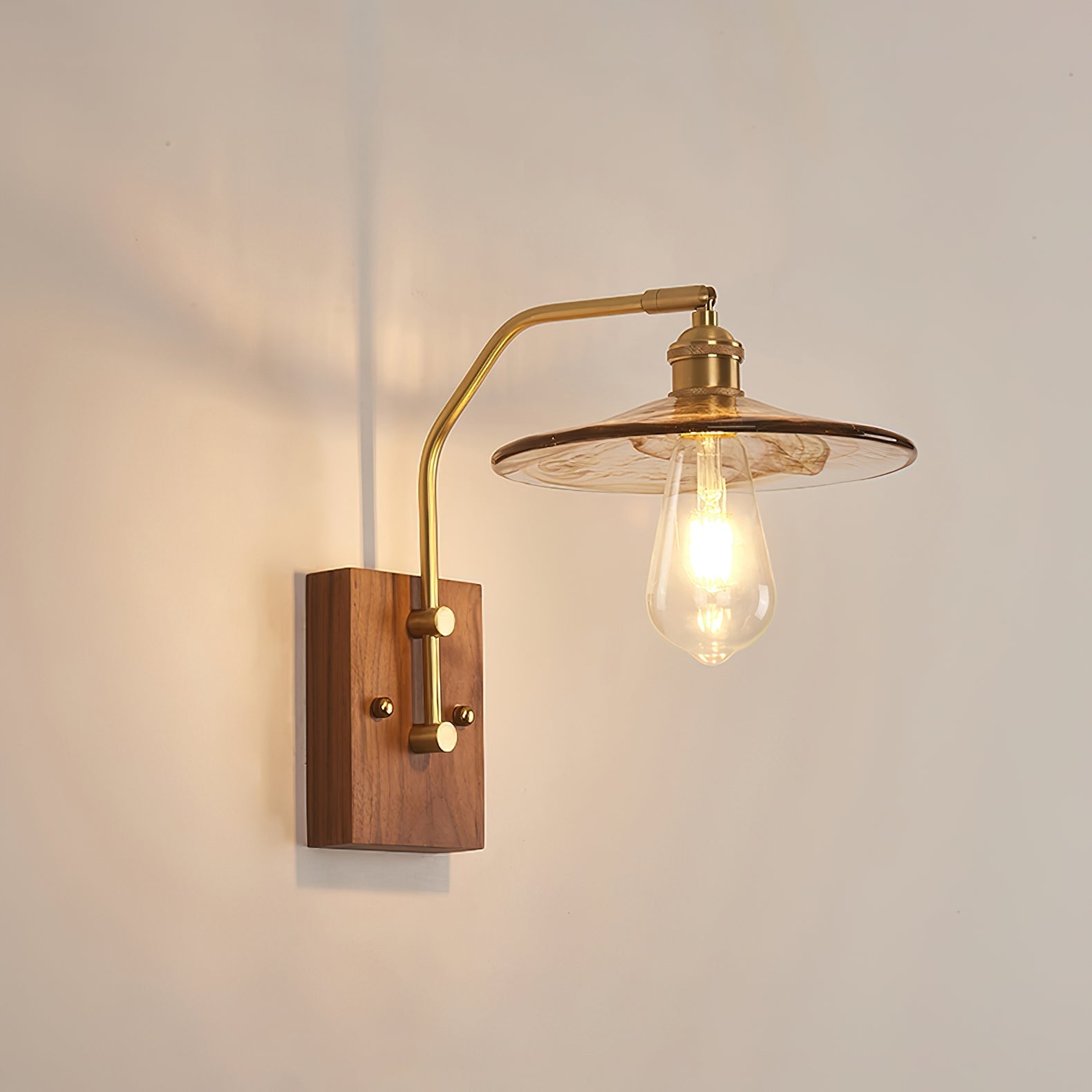 Klimo Wall Light