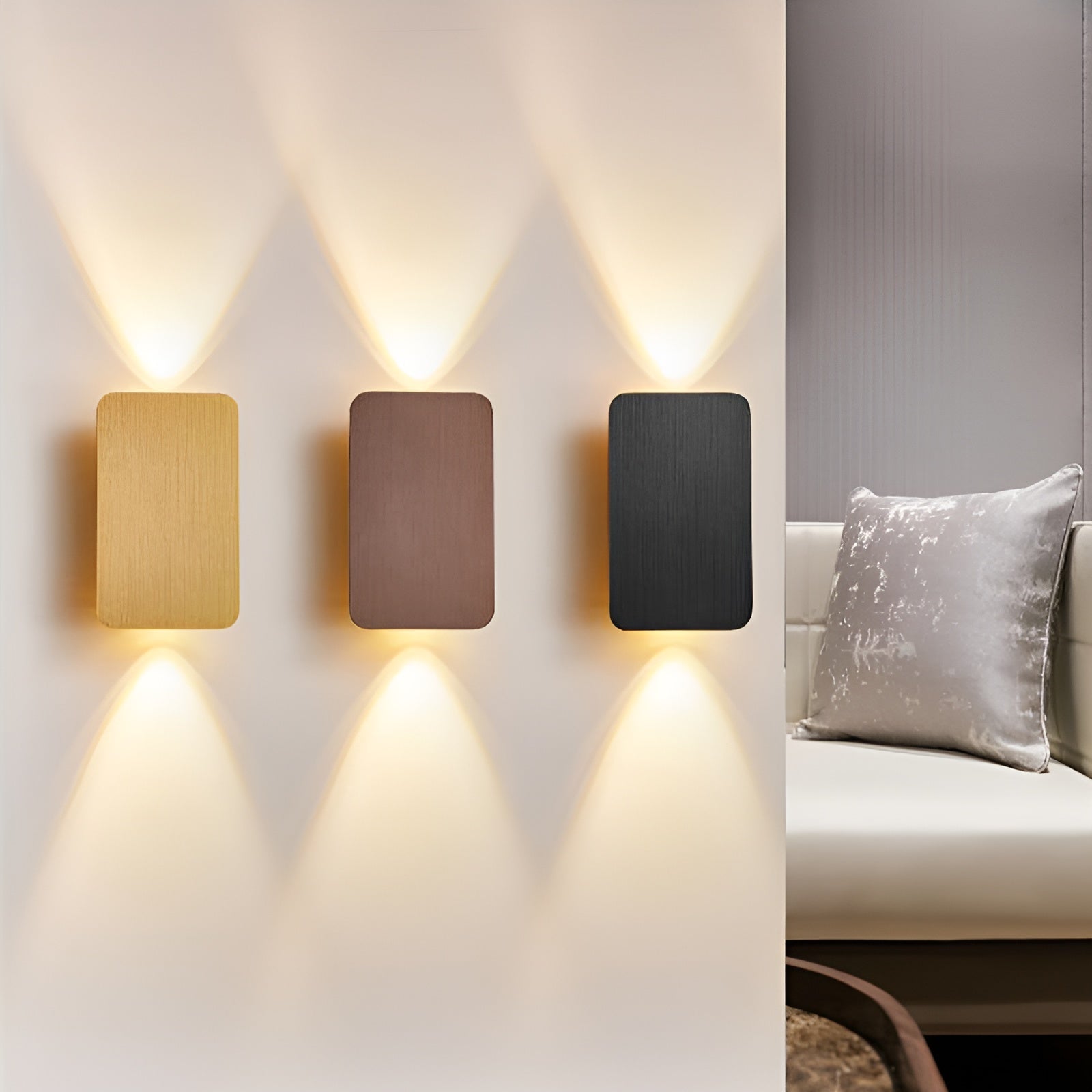 Resilux Wall Light