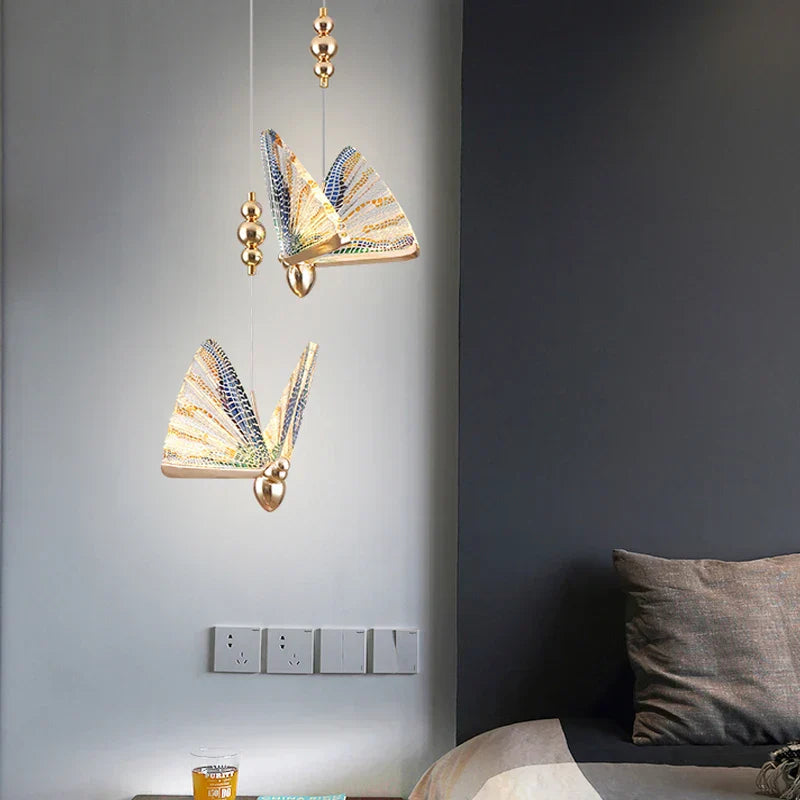 Loeza Butterfly-Shaped Pendant Light
