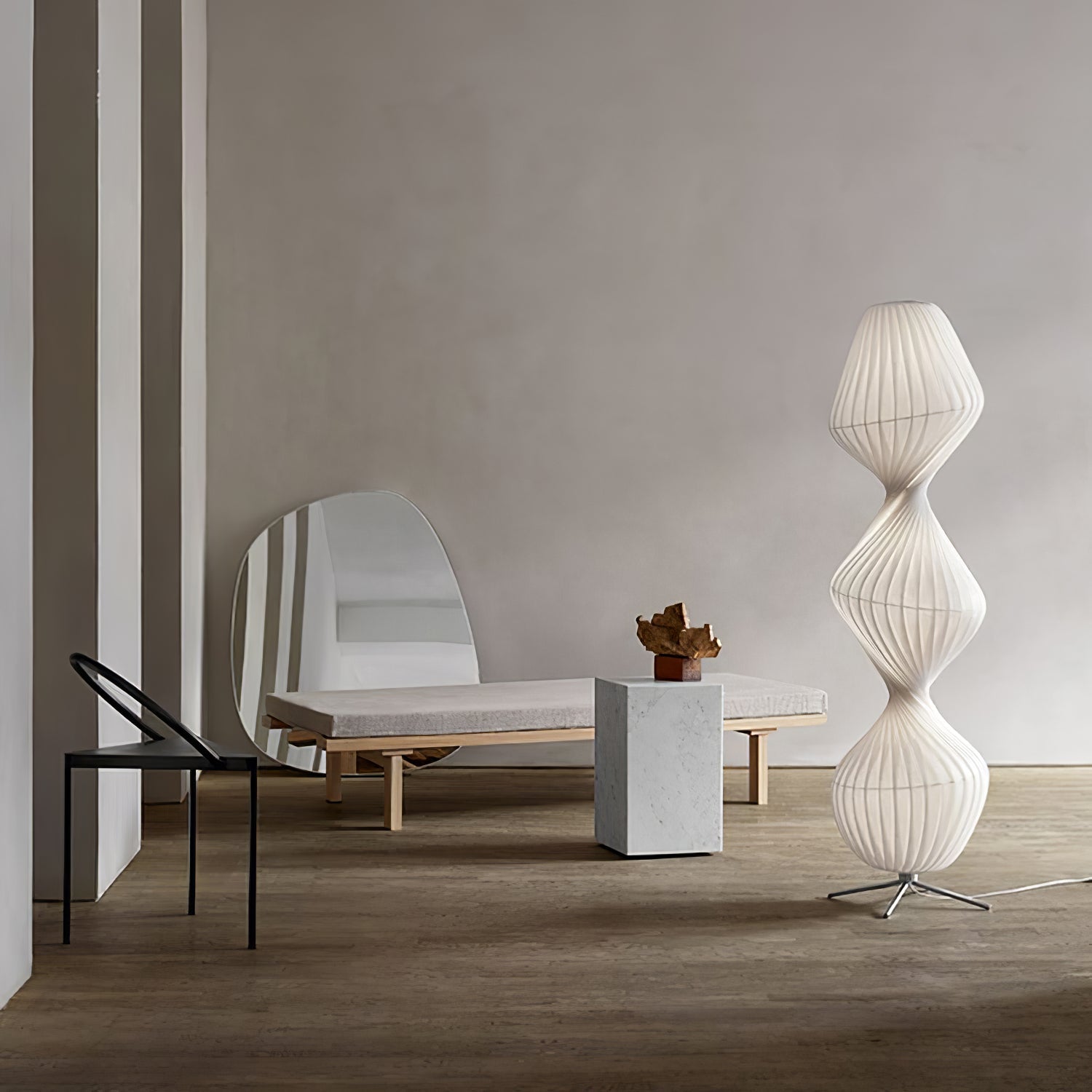 Moori Floor Lamp