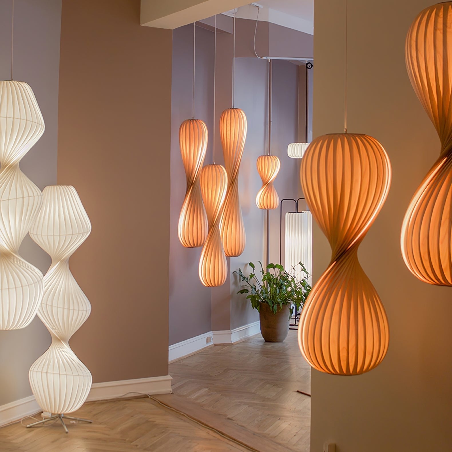 Moori Floor Lamp