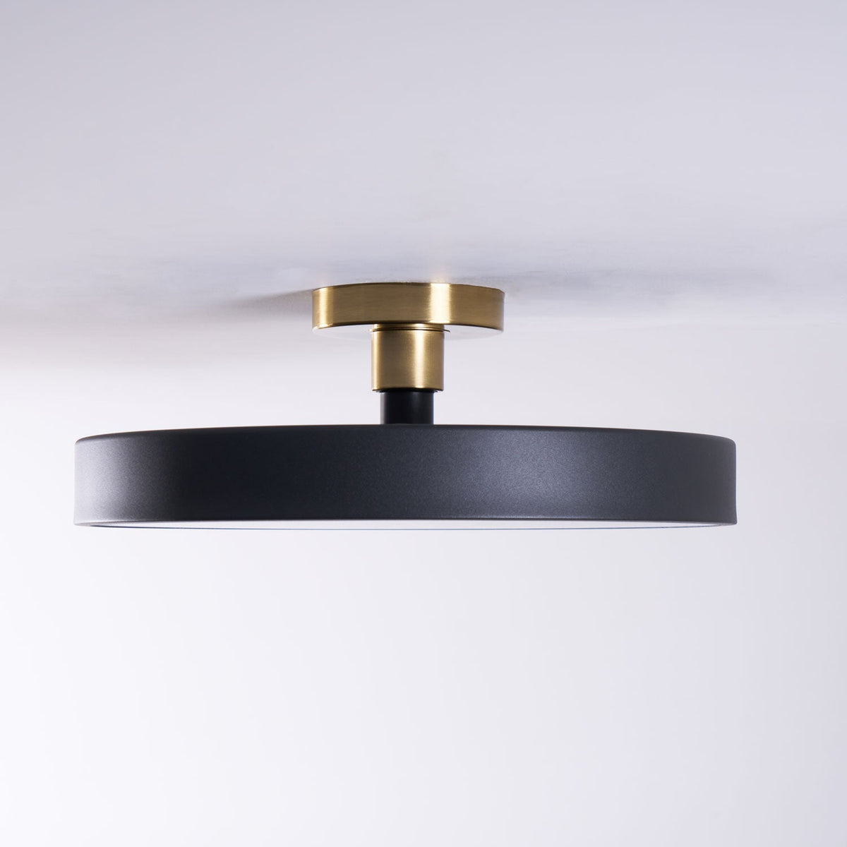 Sosoran Round Ceiling Light