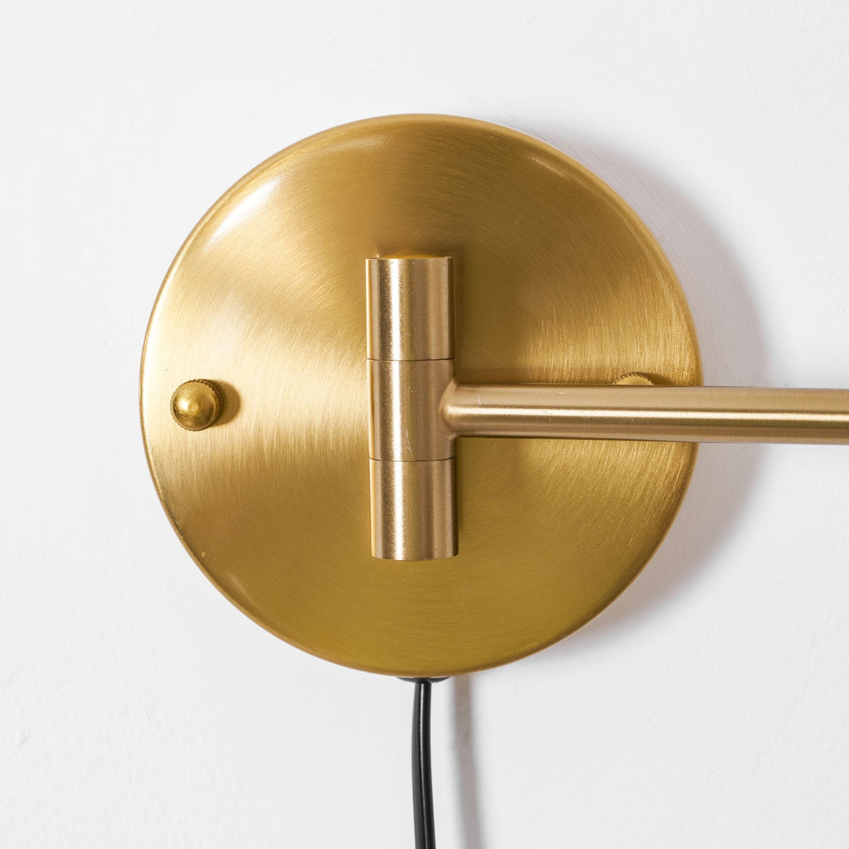 Coto Adjustable Wall Light