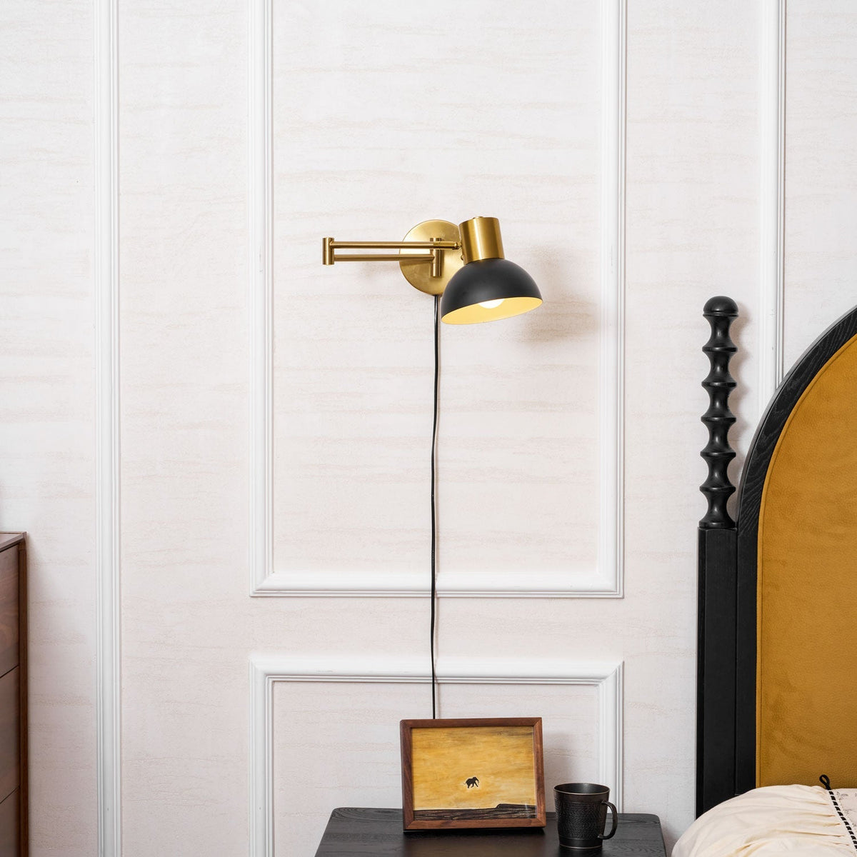 Coto Adjustable Wall Light