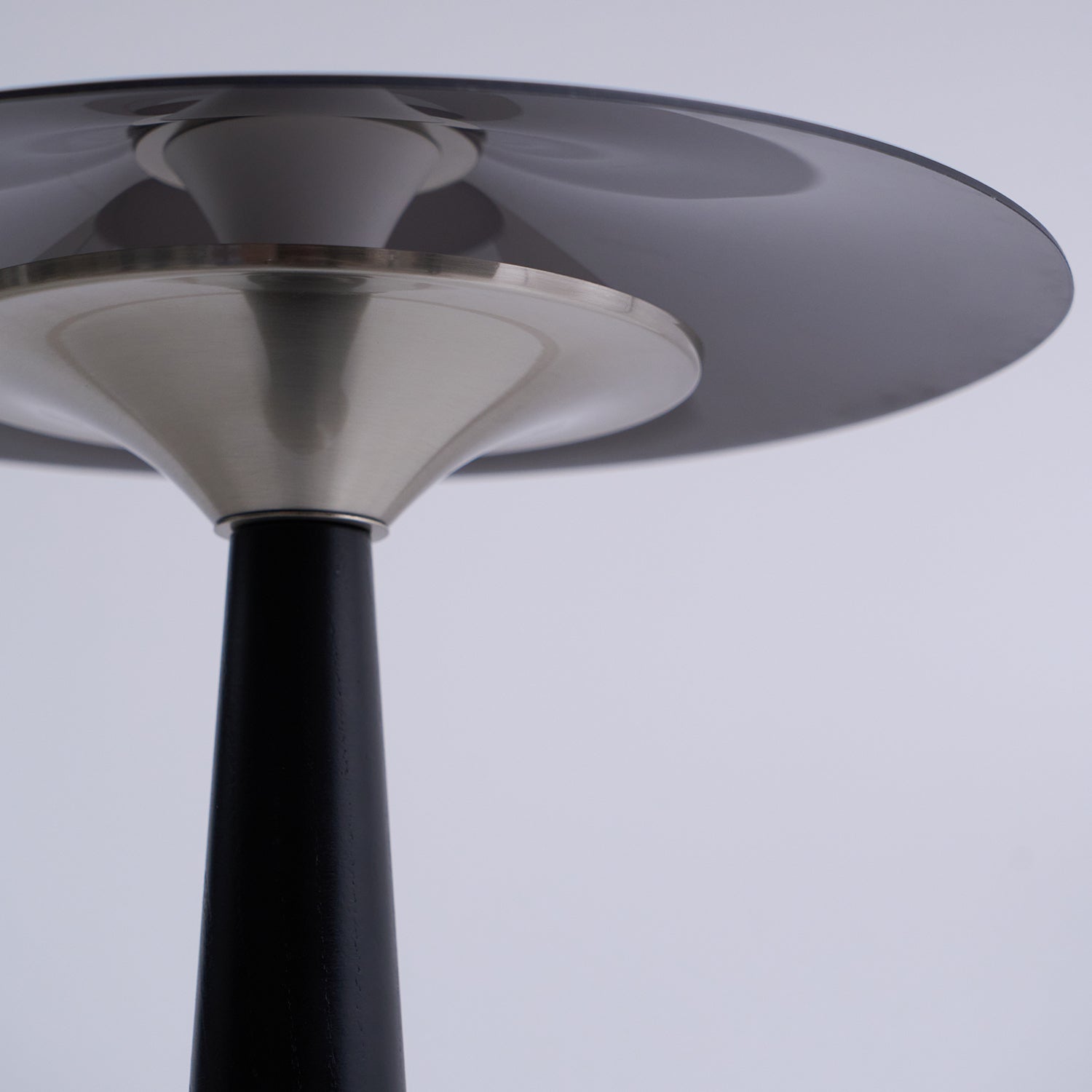 Kizom Table Lamp