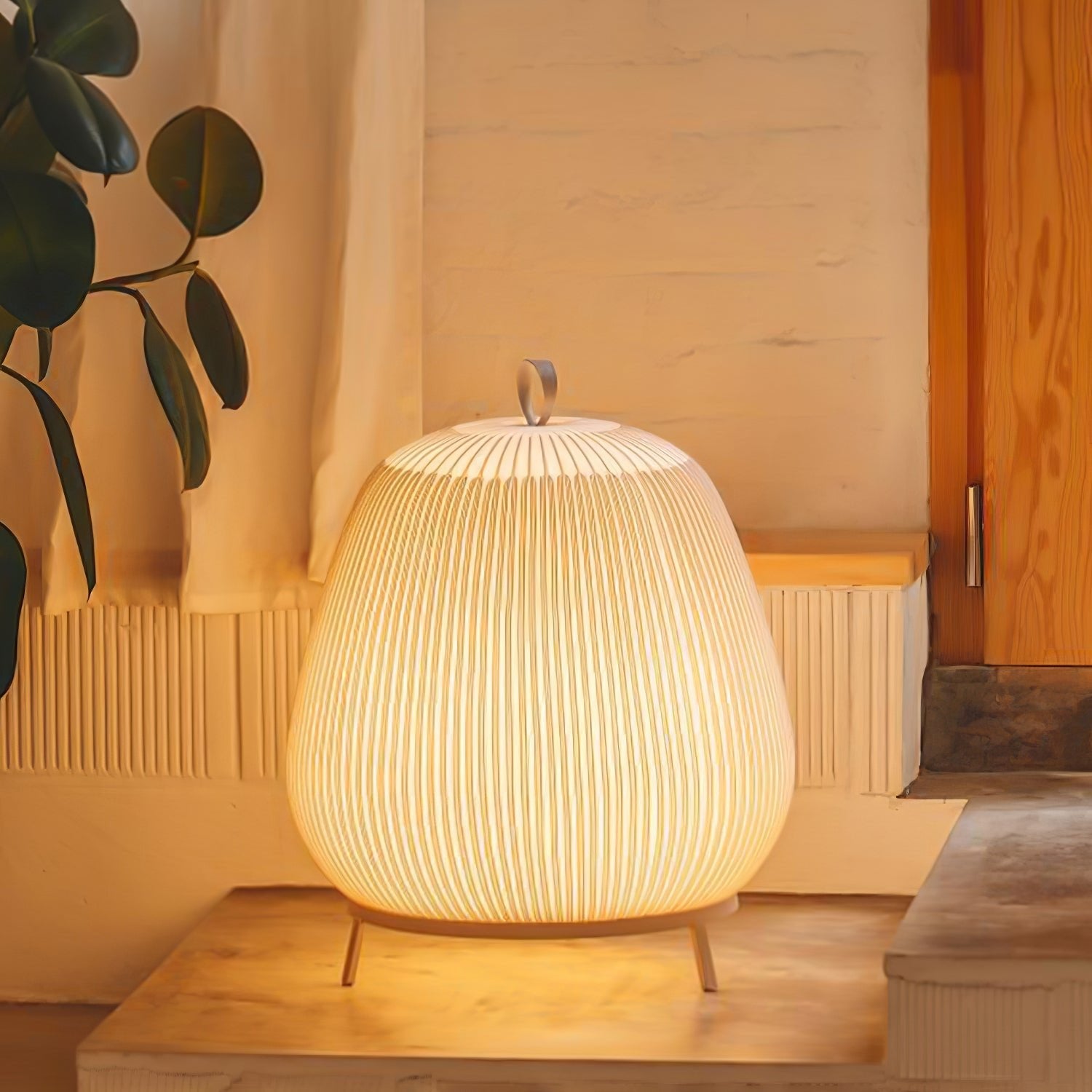 Latekis Table Lamp