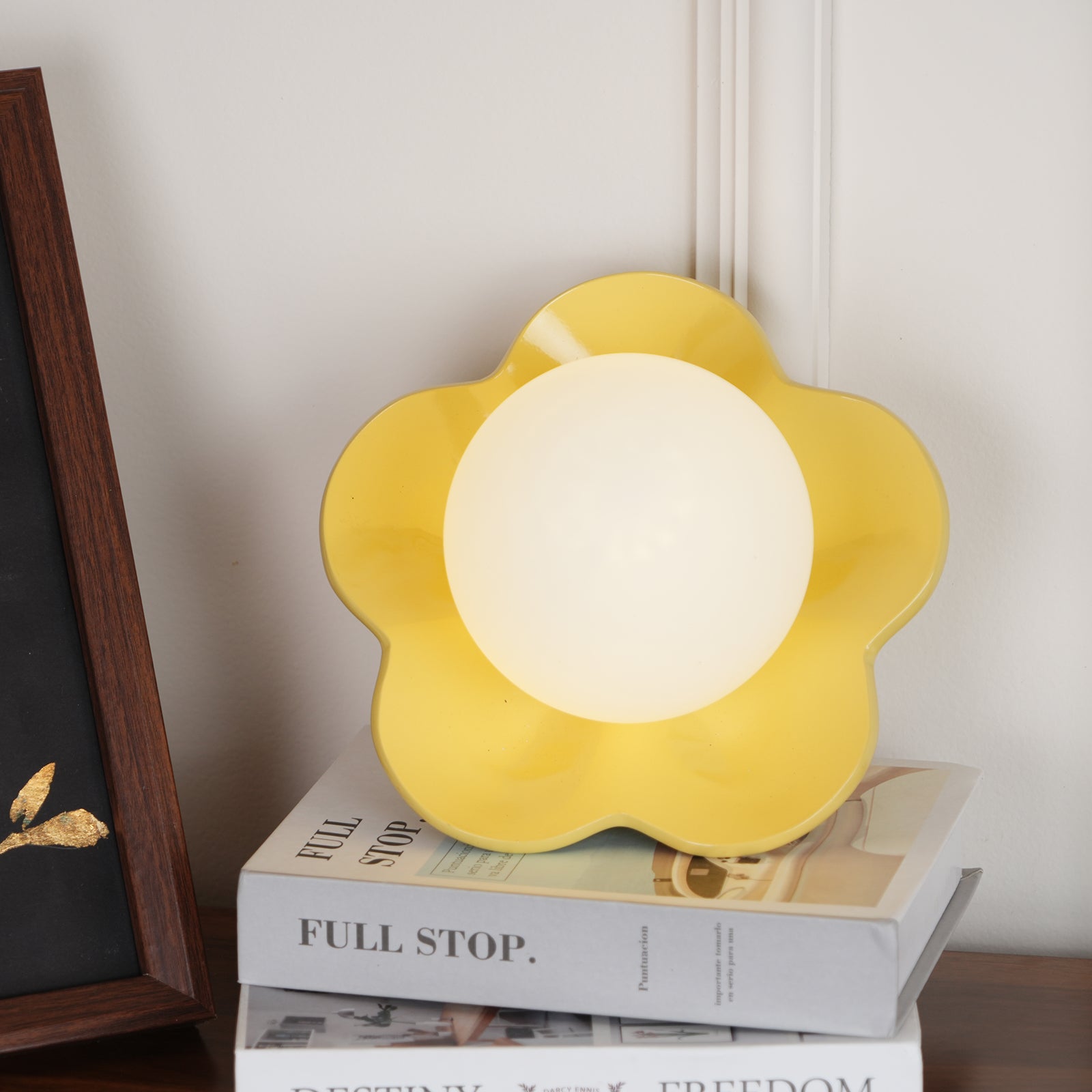 Filoyan Wall Light
