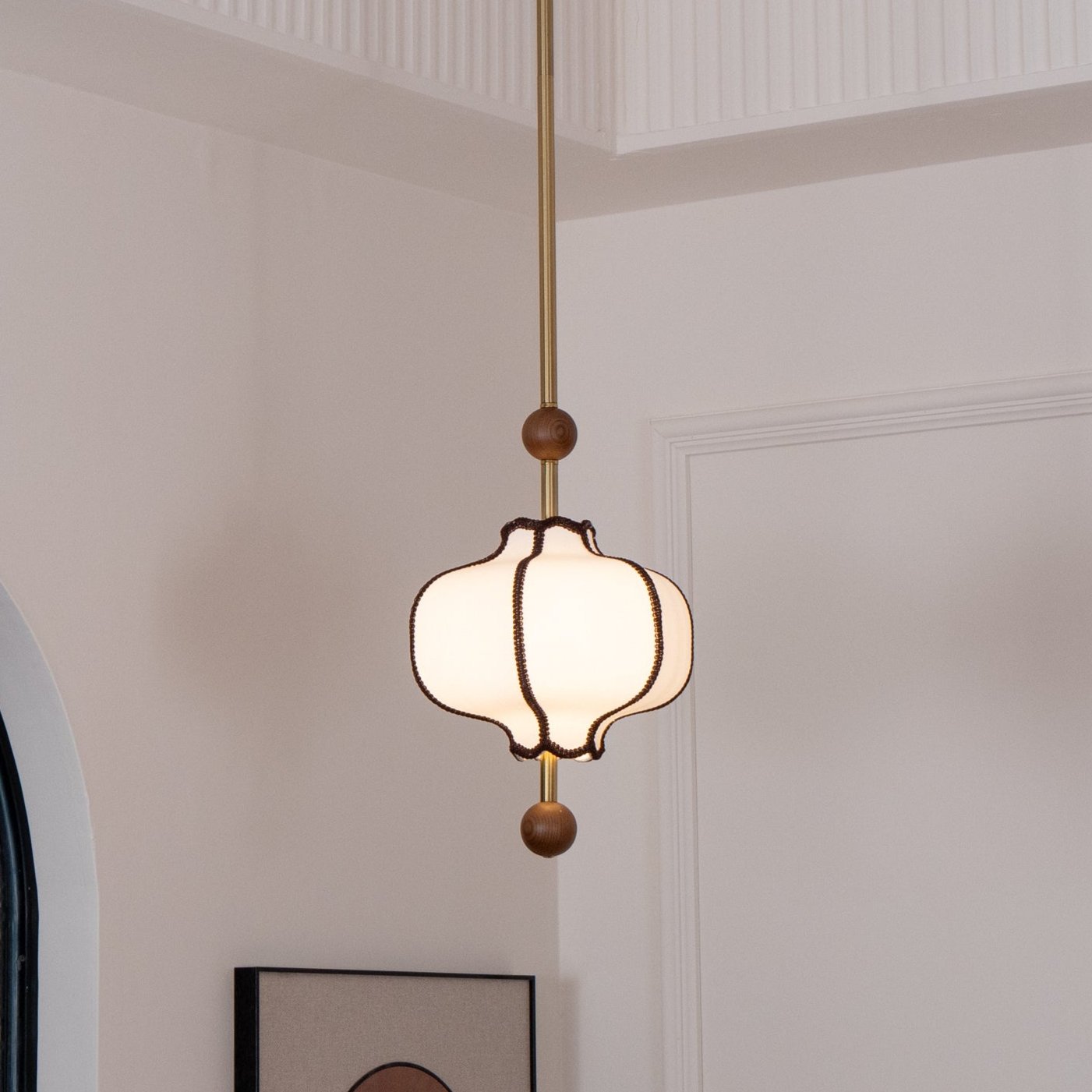 Lentove Pendant Light