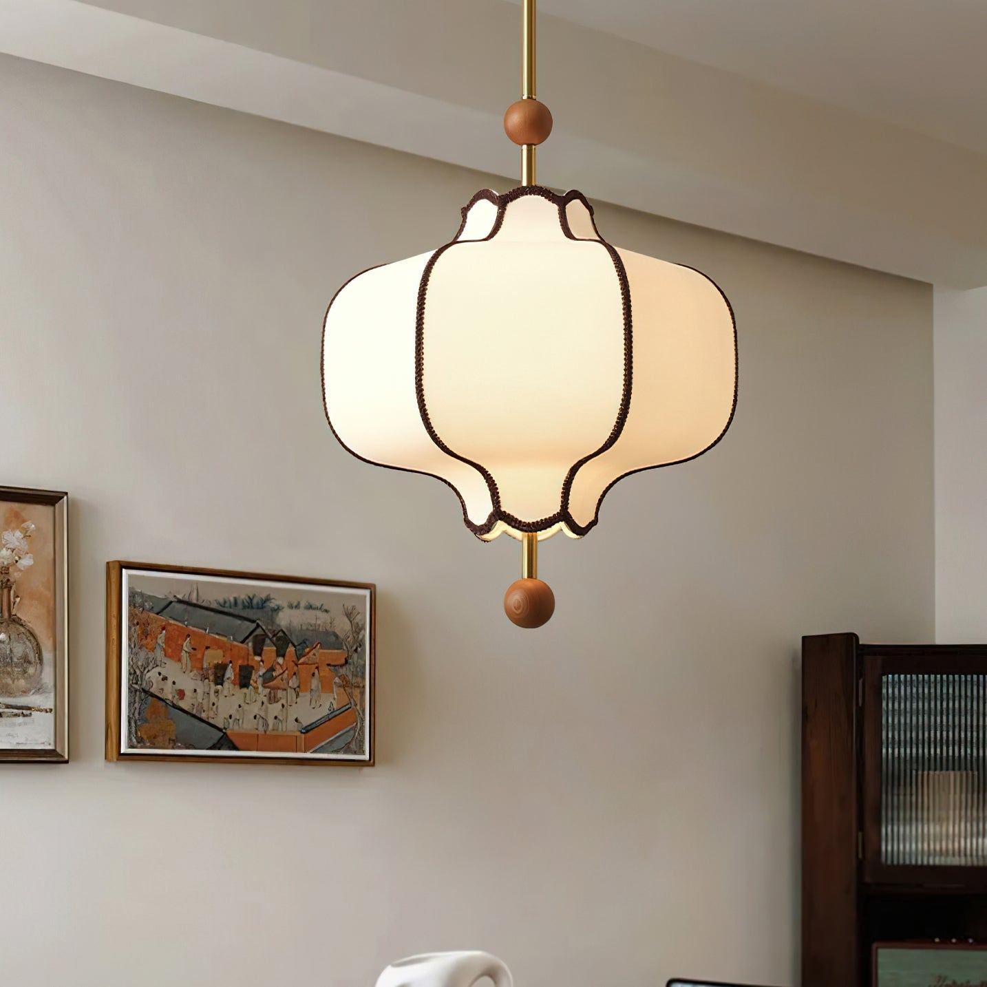 Lentove Pendant Light