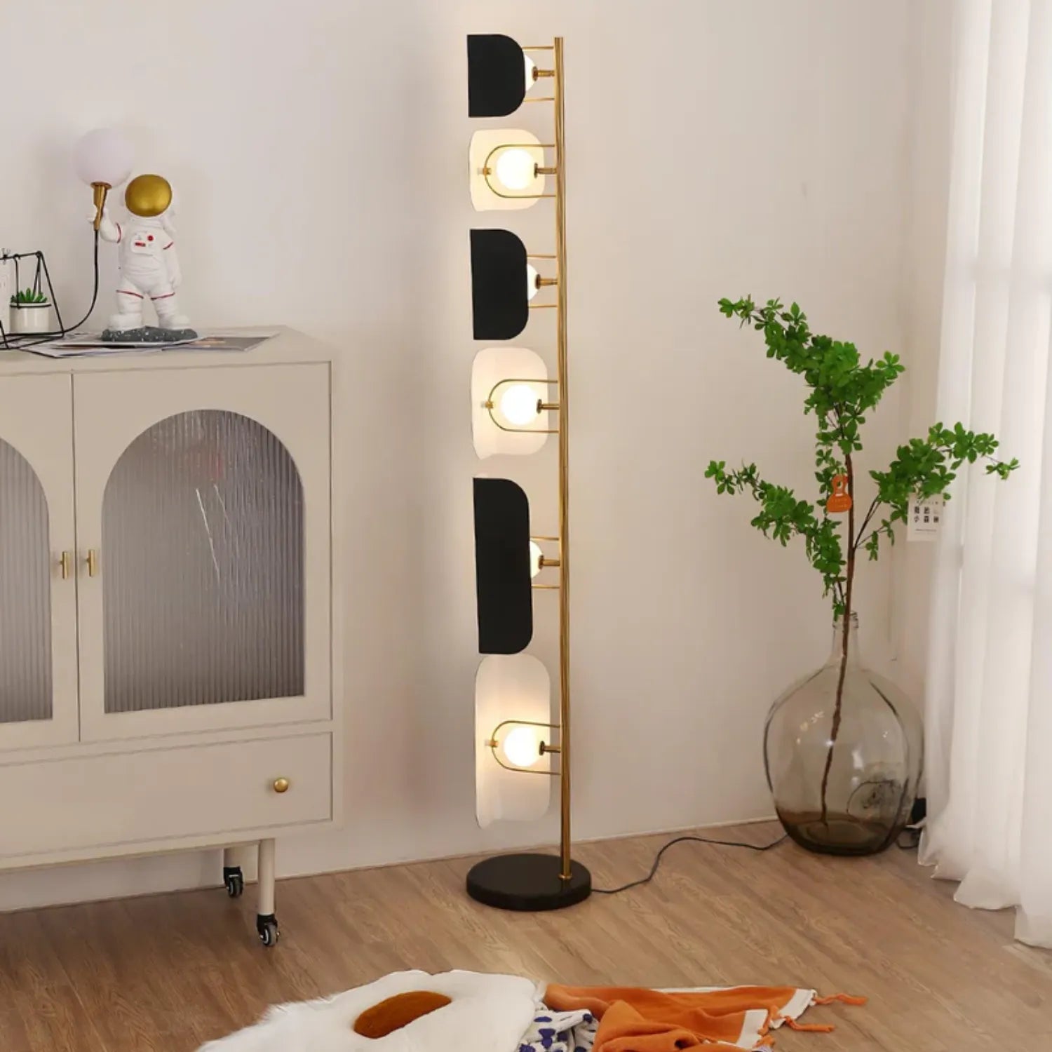 Loggane Floor Lamp