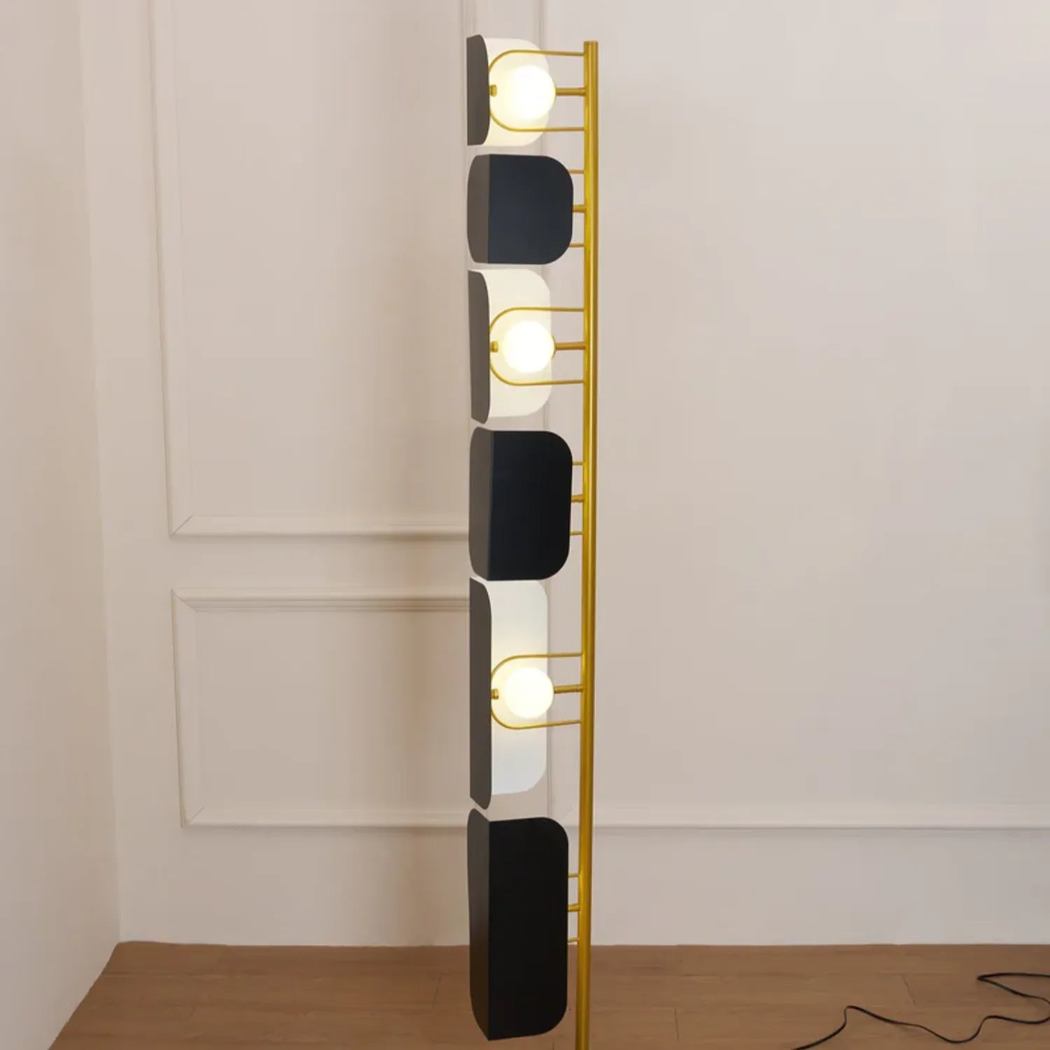 Loggane Floor Lamp