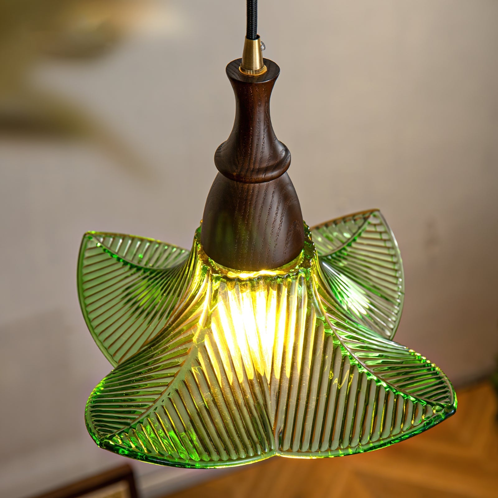 Leiza Glass Pendant Light