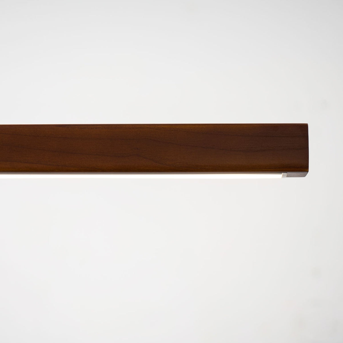 Hada Linear Pendant Light