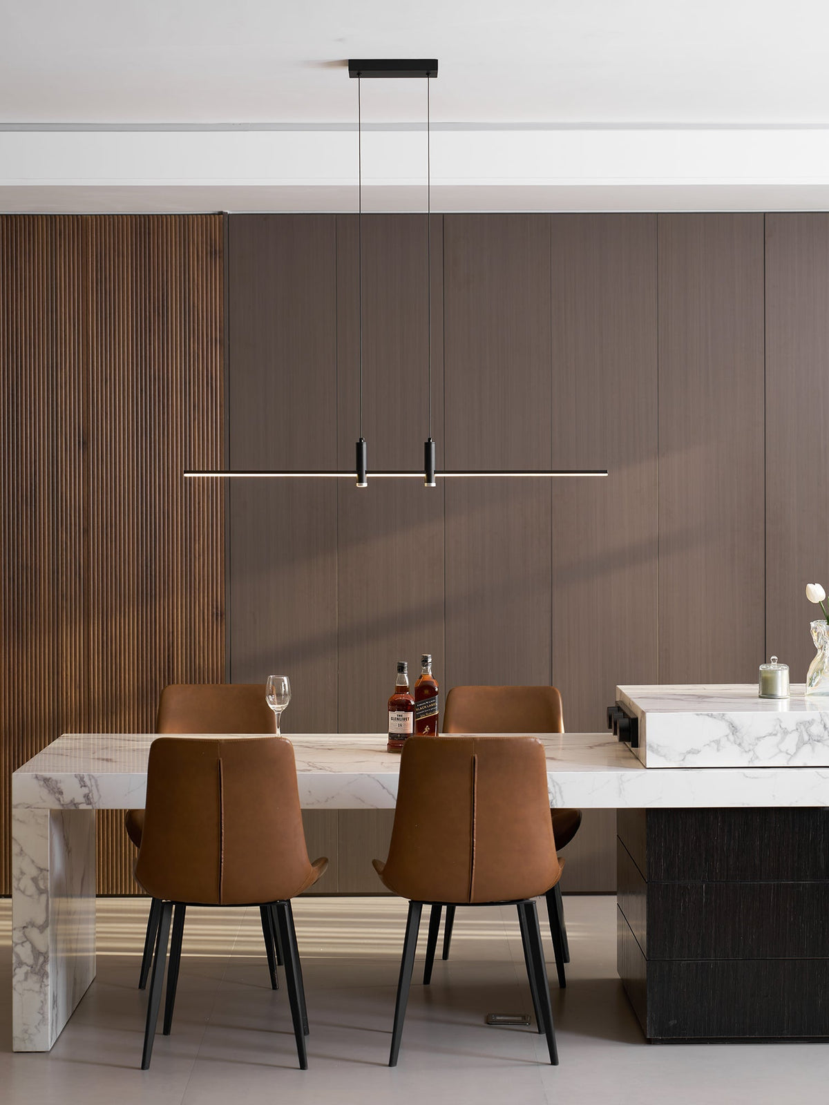Disumo Linear Pendant Light