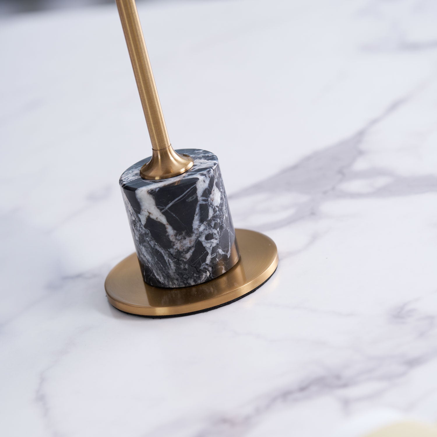 Lyrizo Table Lamp