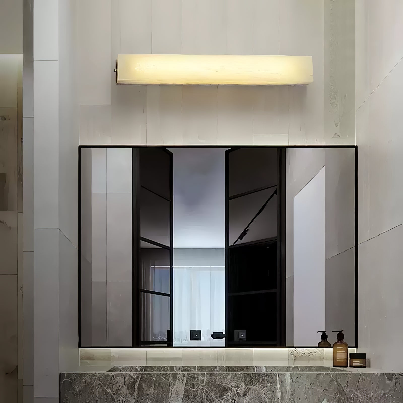 Locenca Alabaster Wall Light