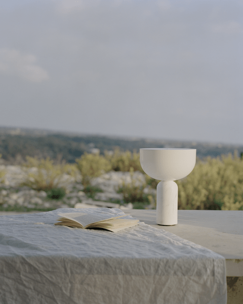 Gindo Globe Table Lamp