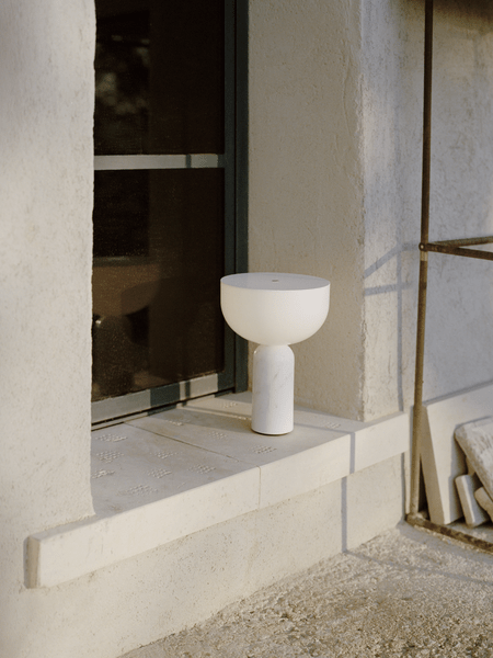 Gindo Globe Table Lamp