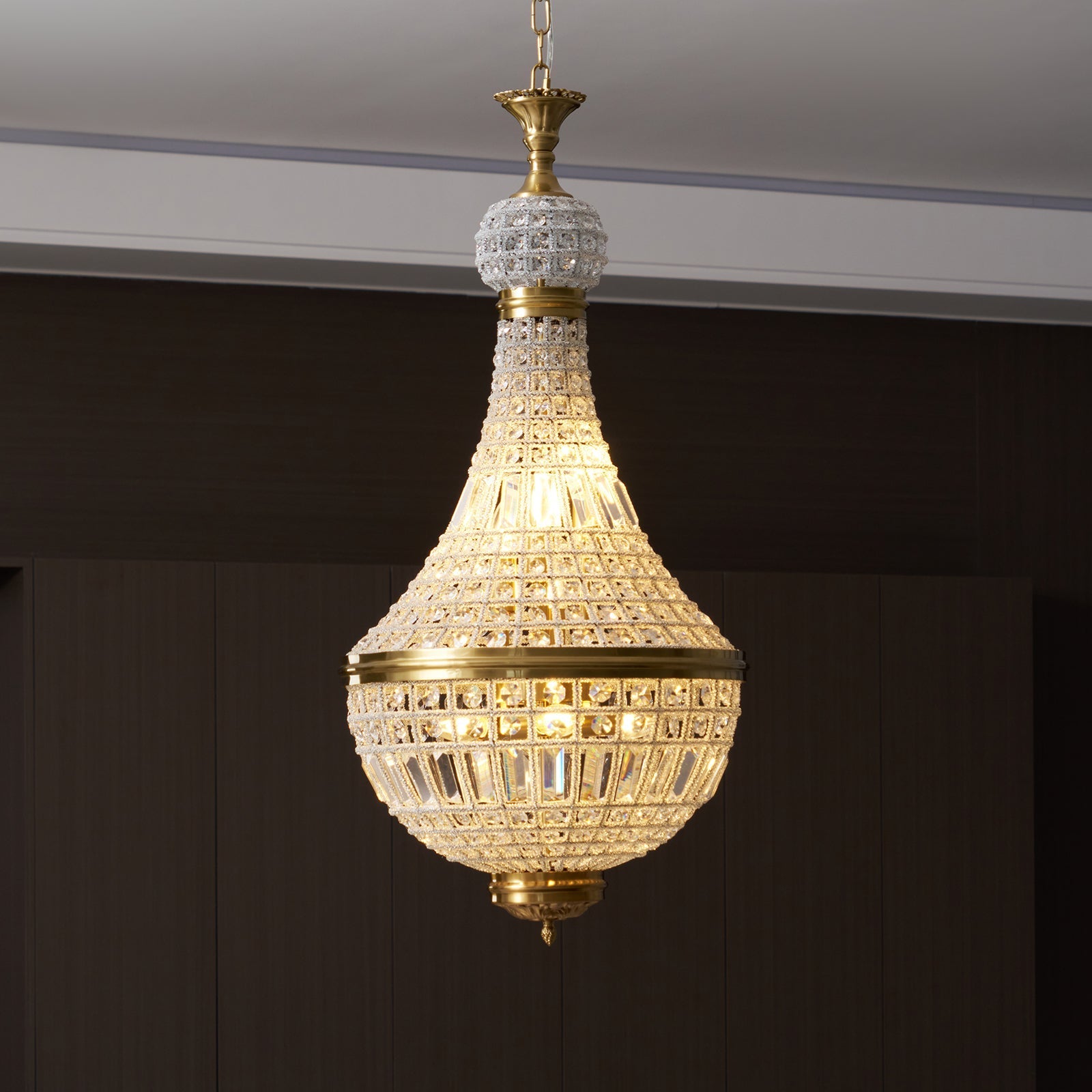 Quantel Chandelier