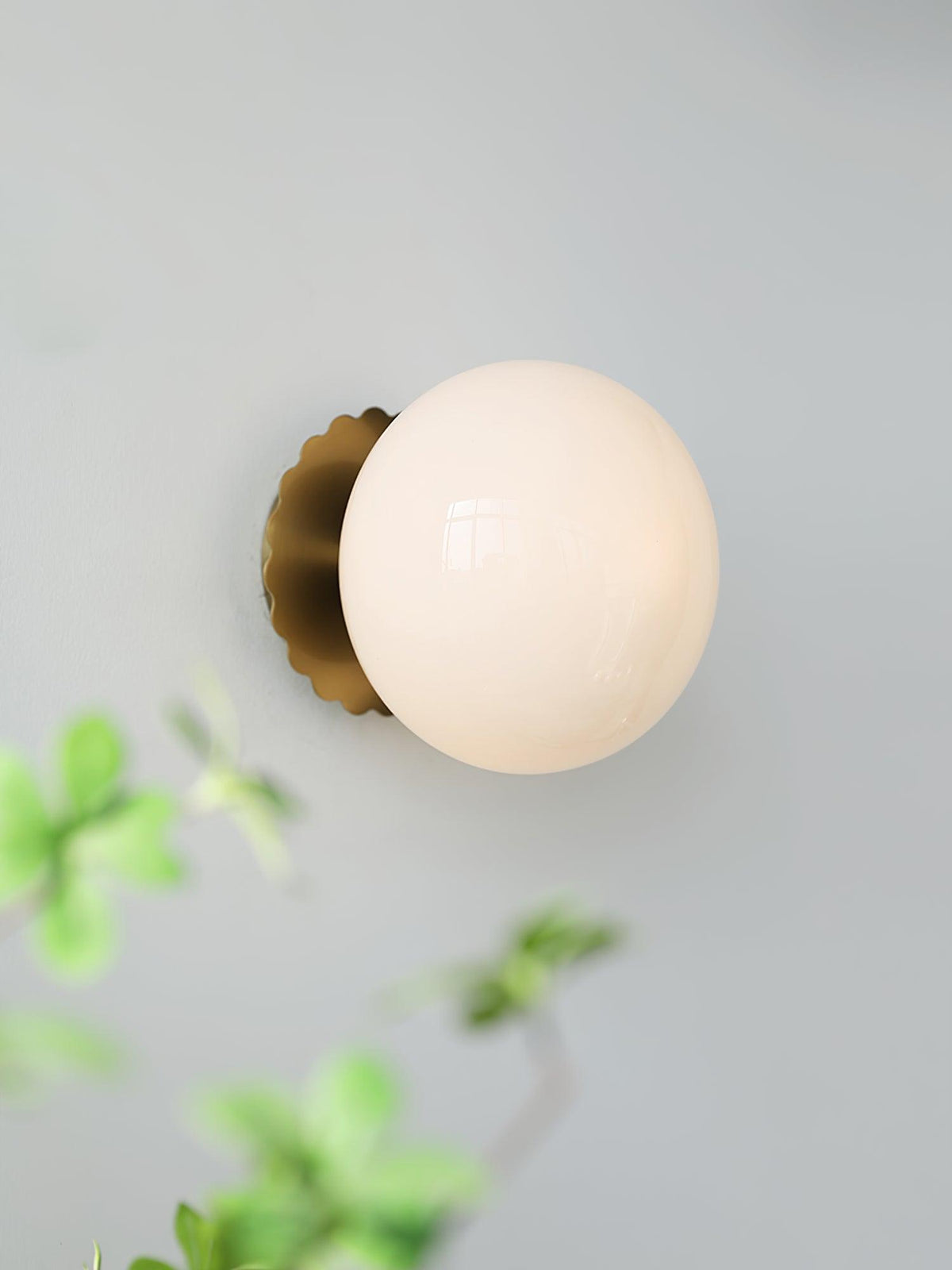 Niltalia Round Wall Light