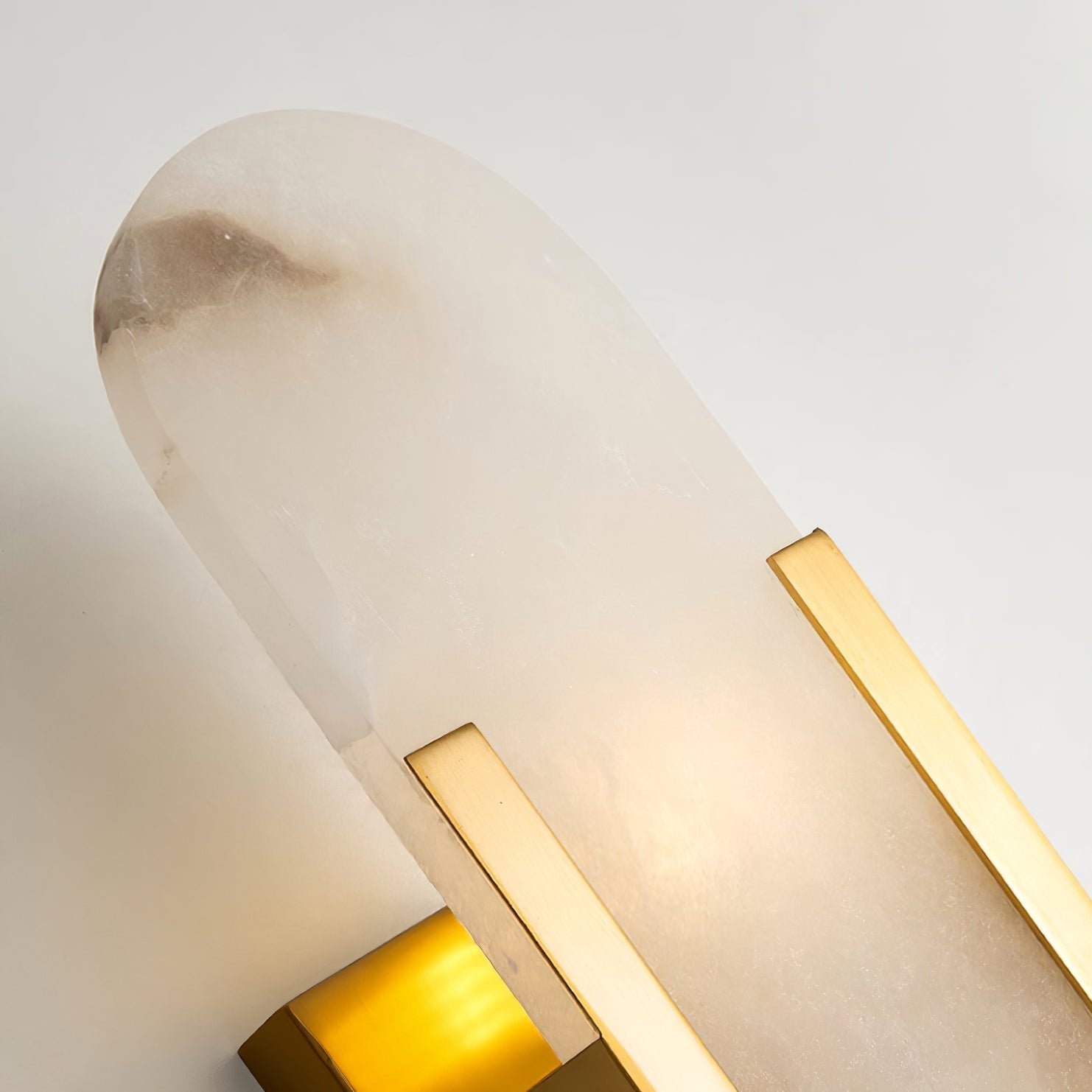 Melanze Wall Light