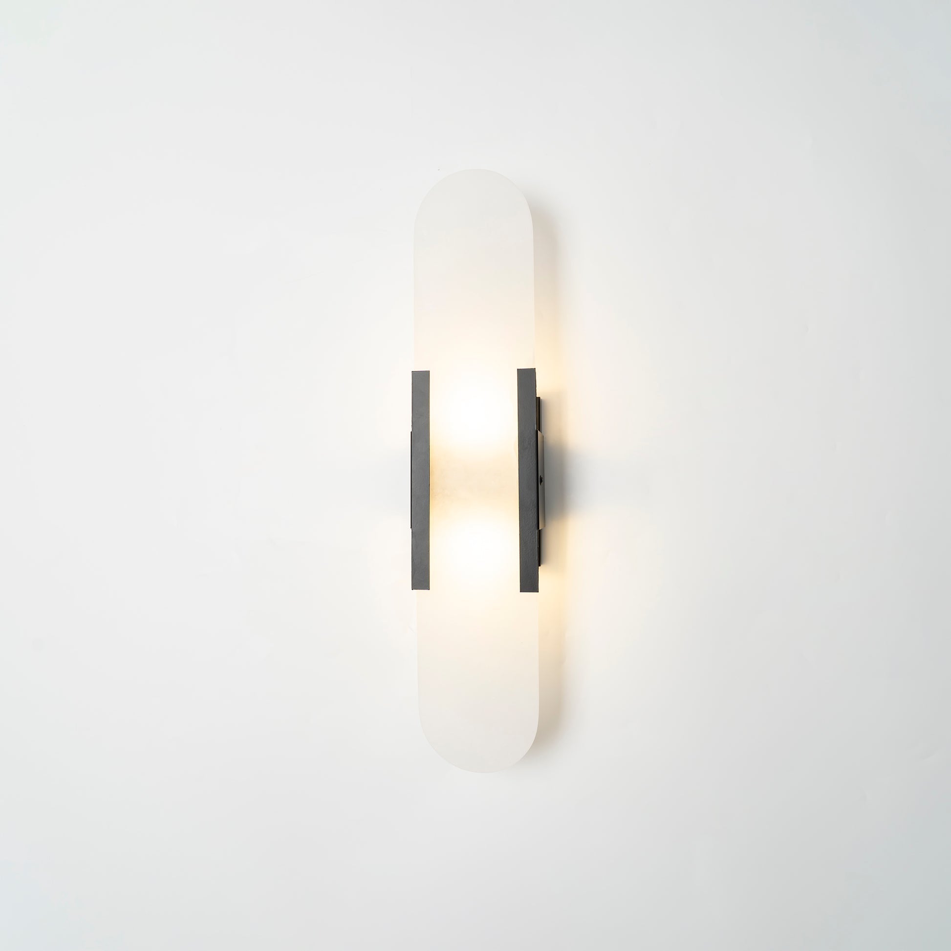 Melanze Wall Light