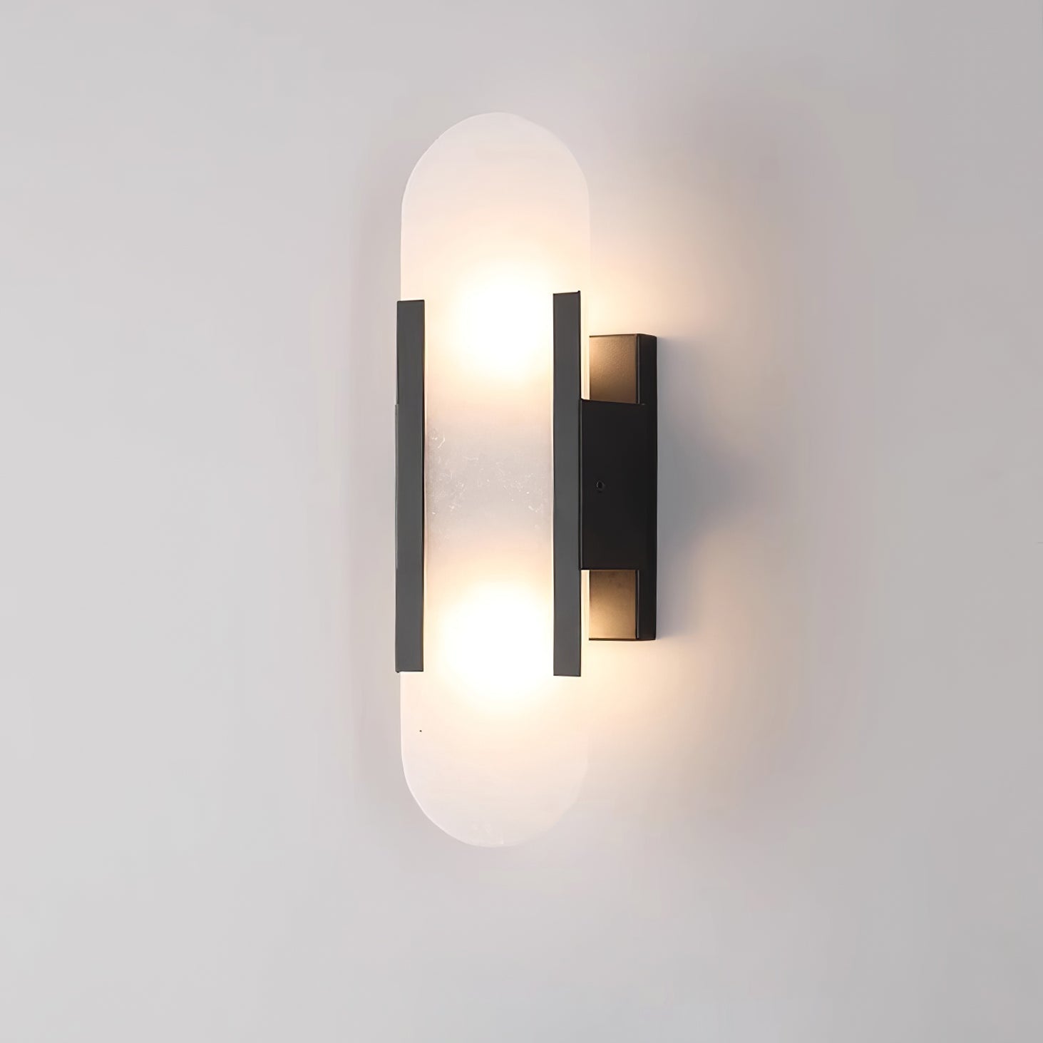 Melanze Wall Light