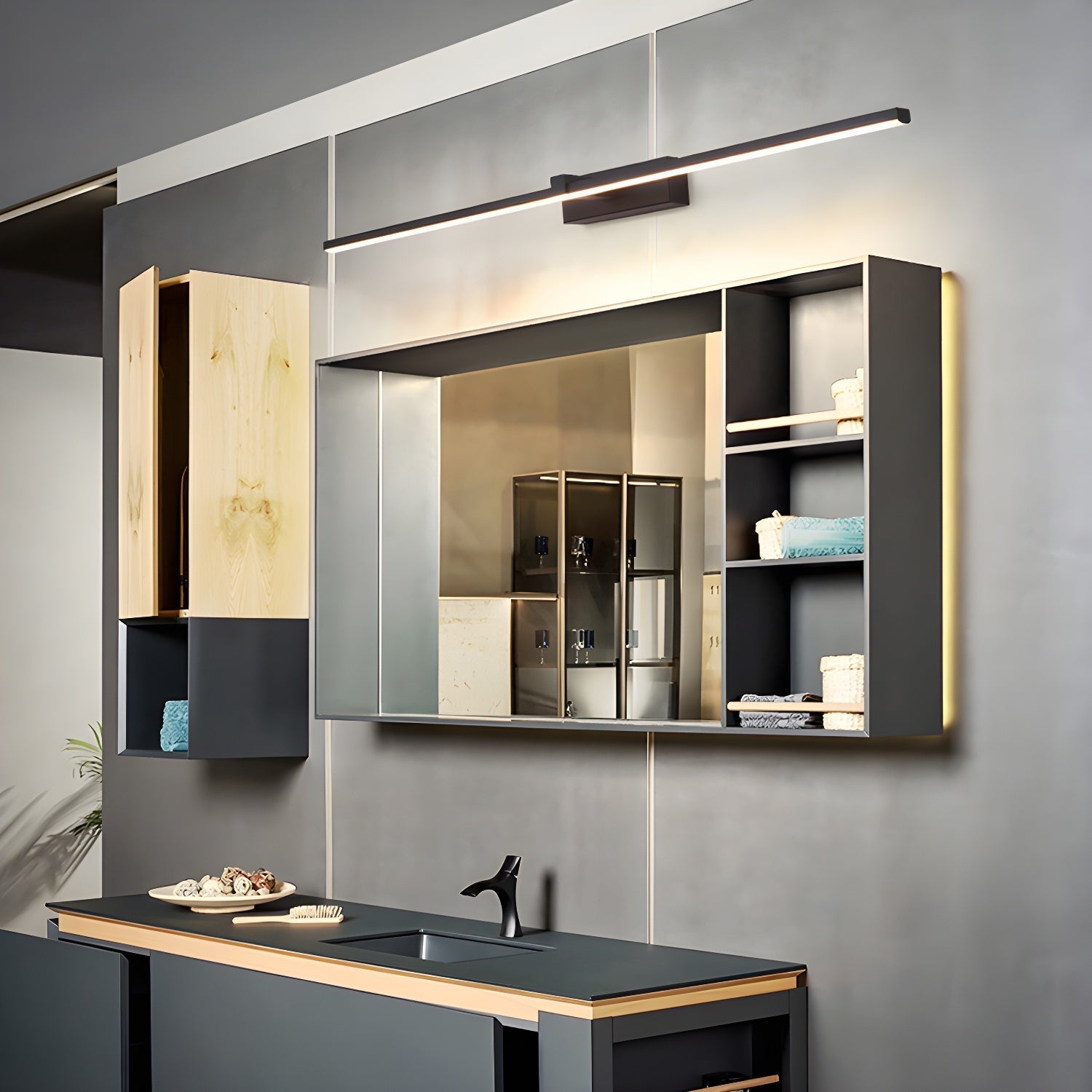 Linela Wall Light