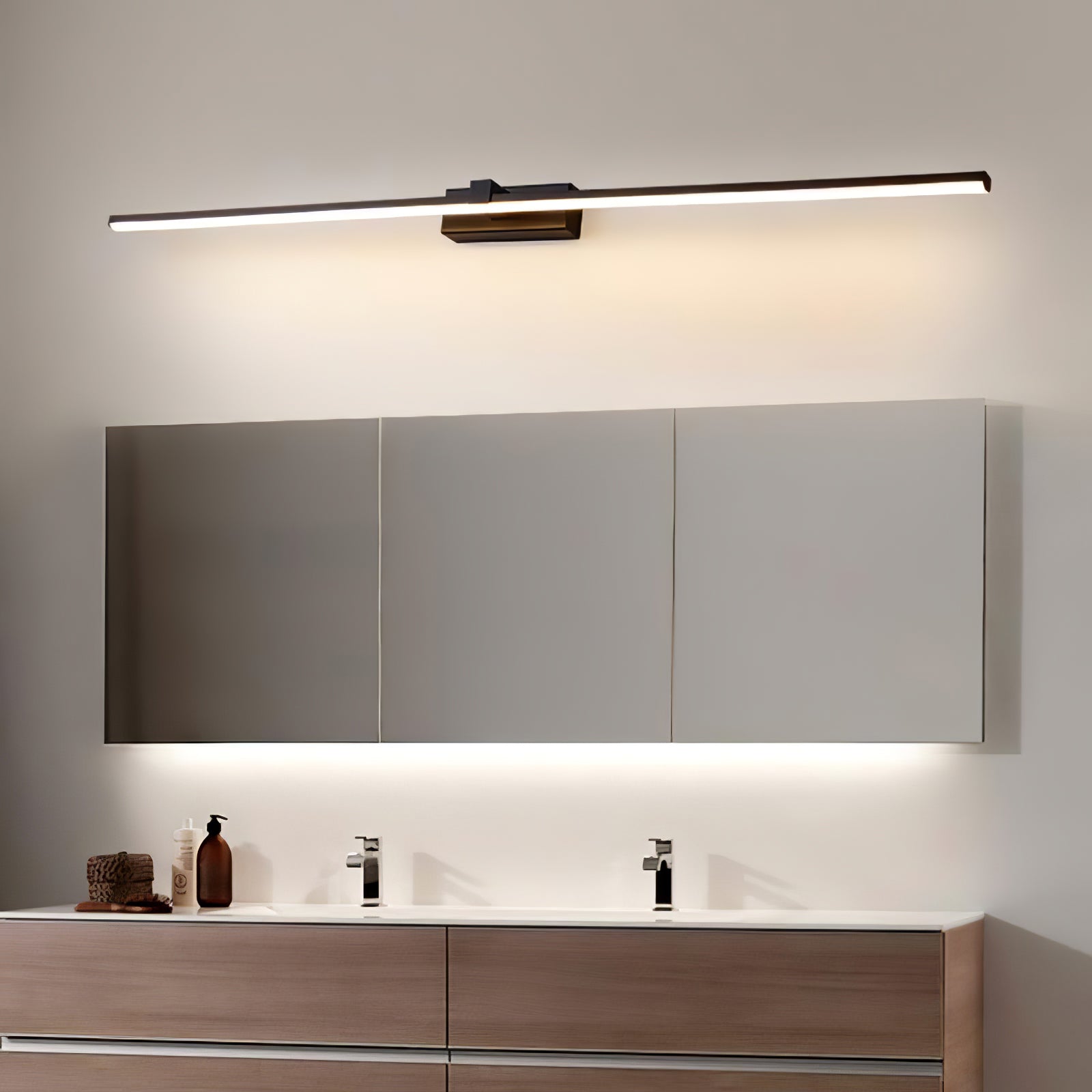 Linela Wall Light