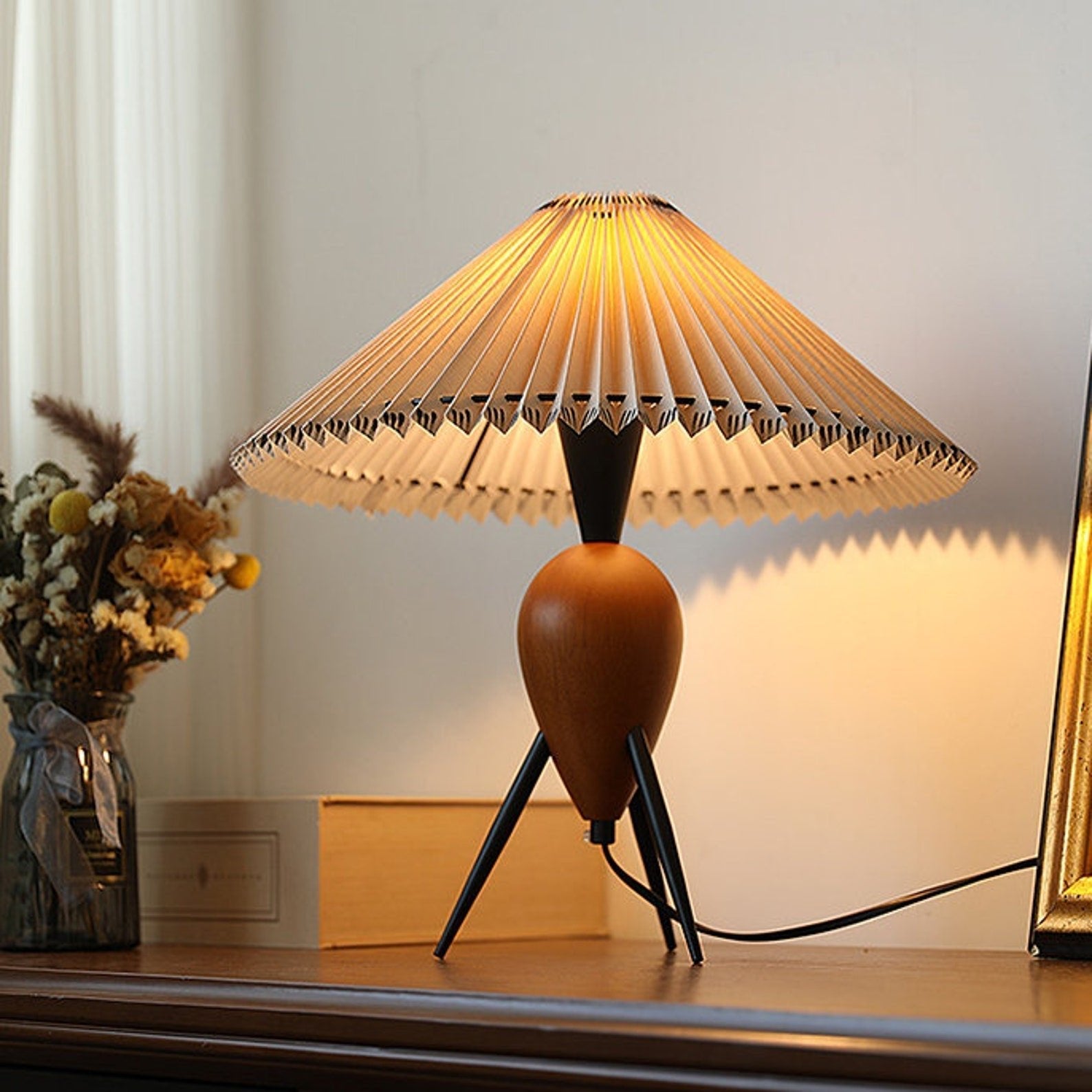 Mitablo Table Lamp