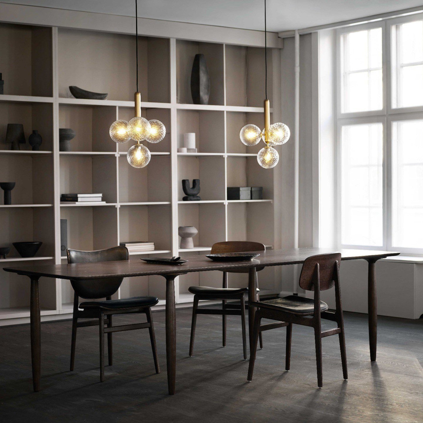 Sircae Orb Pendant Light