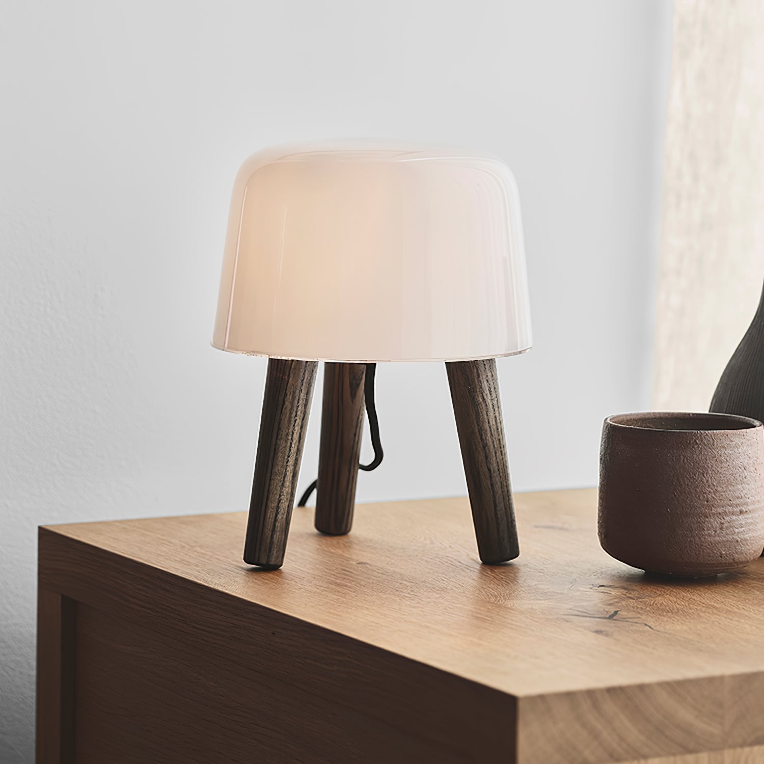 Melkin Table Lamp