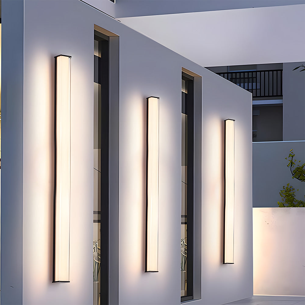 Ruviano Outdoor Wall Light