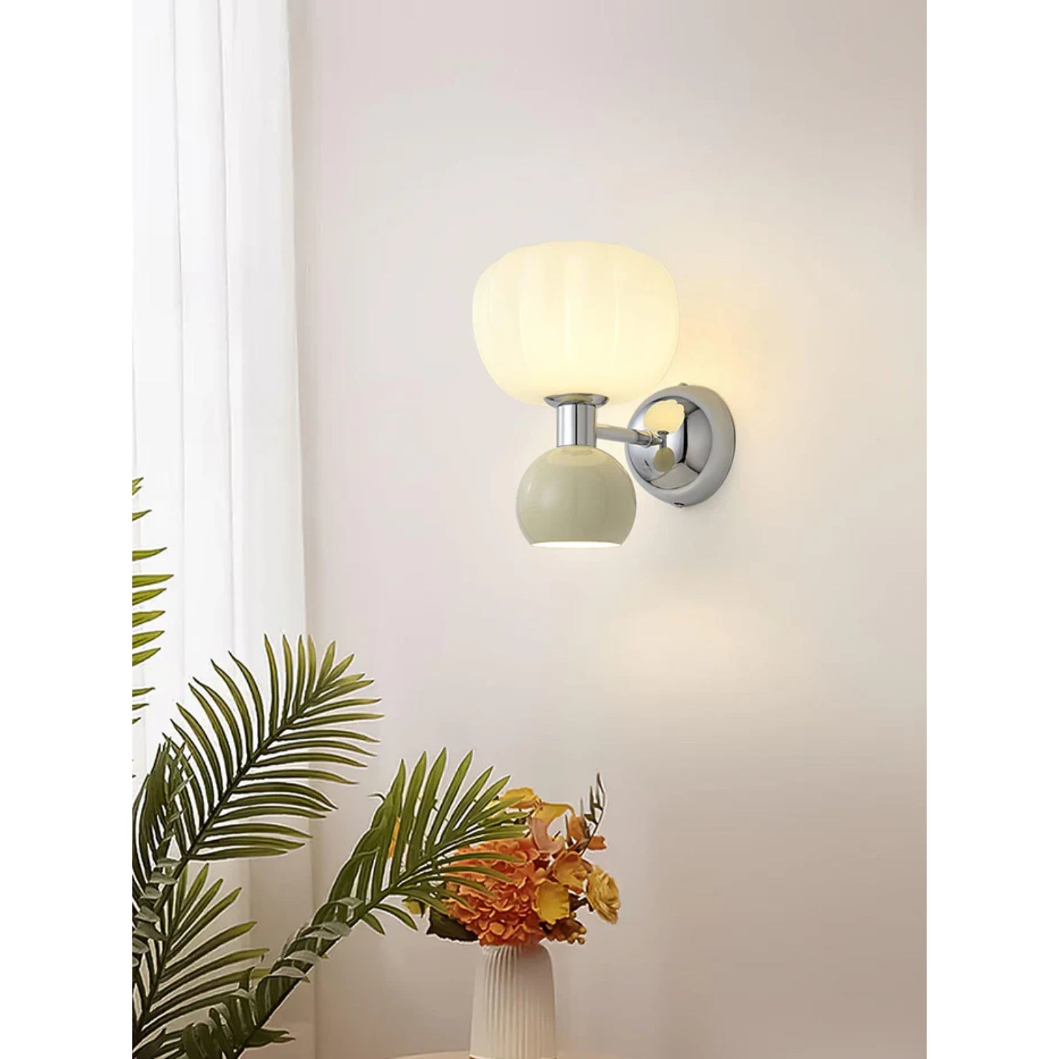 Scullon Wall Light