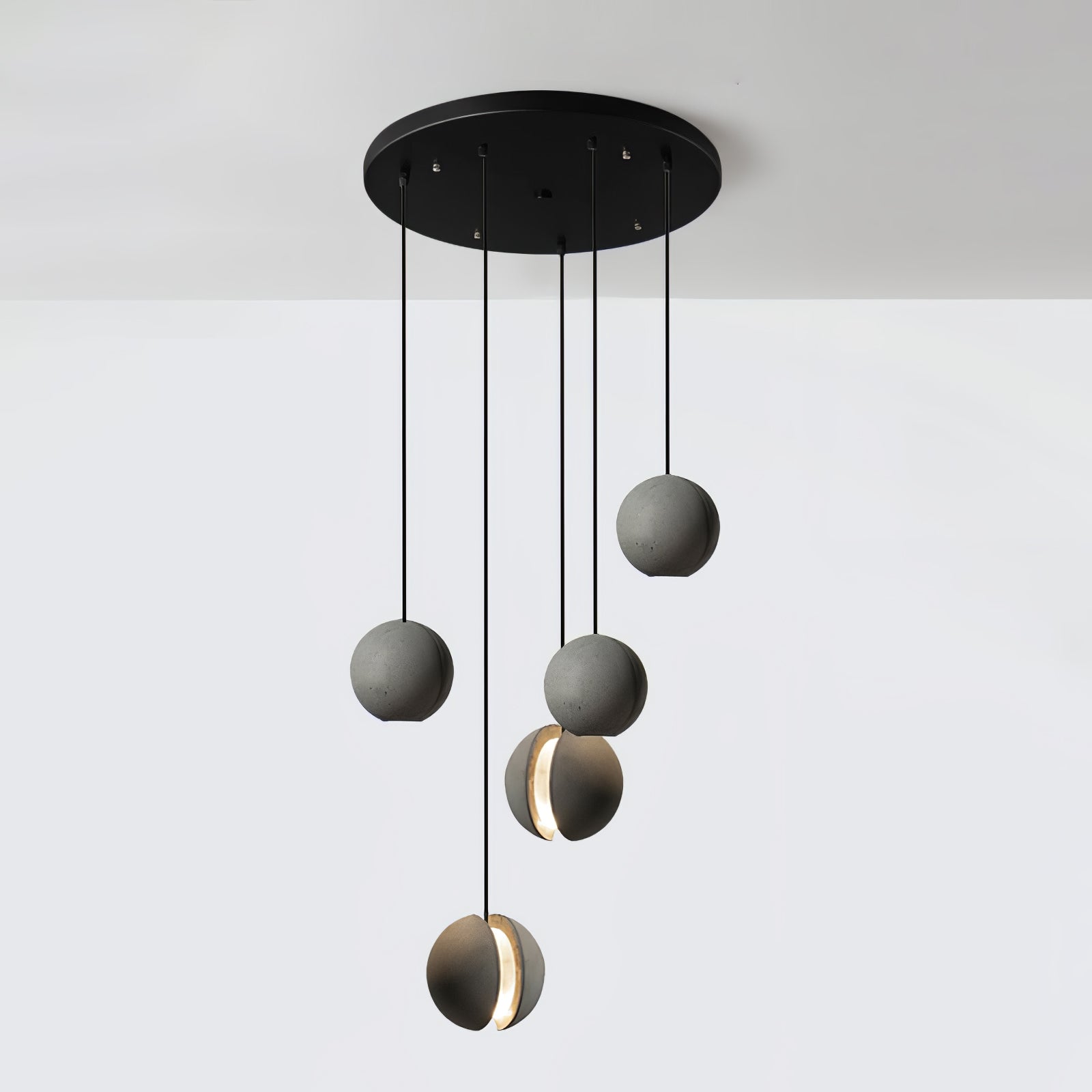 Devalo Pendant Light