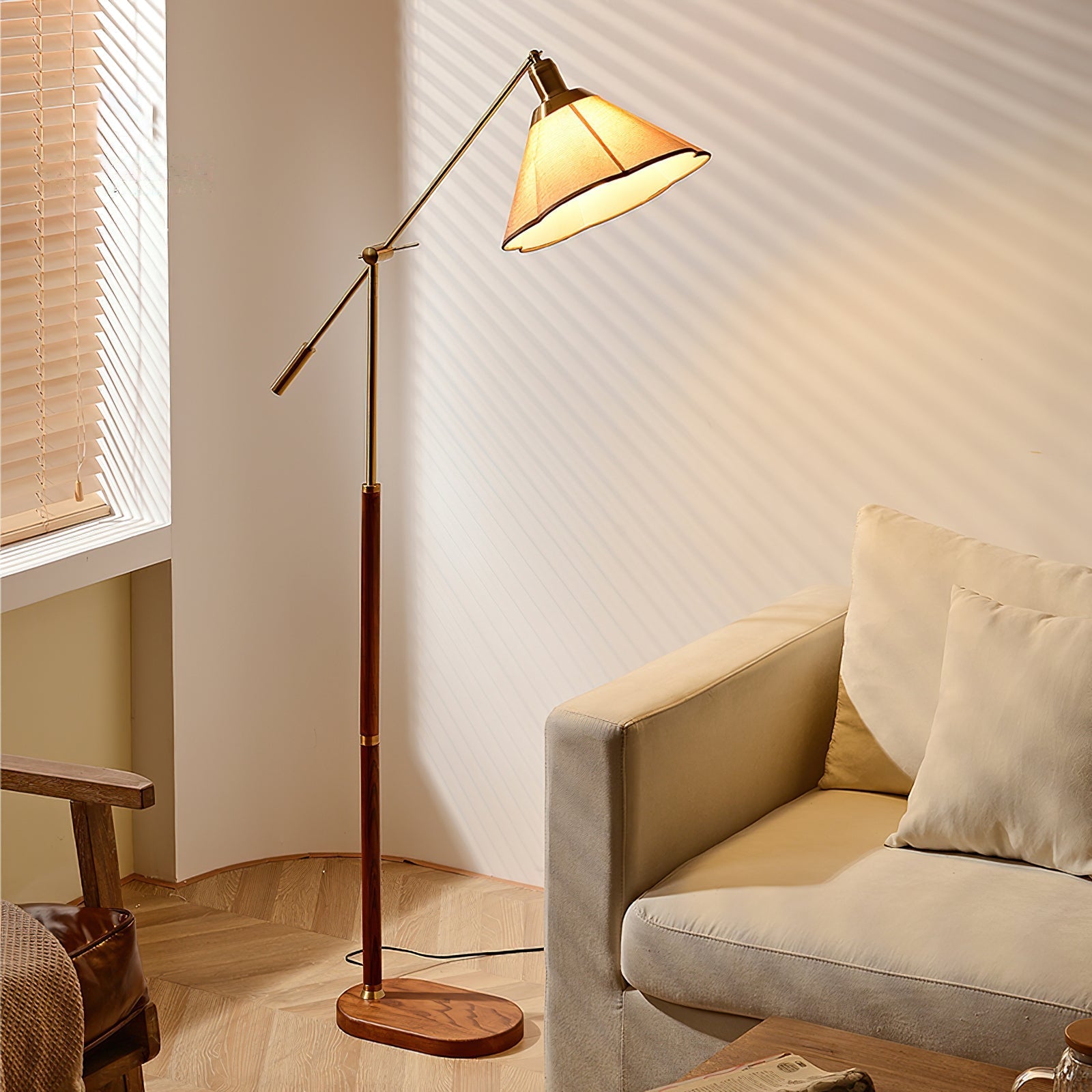 Merovien Floor Lamp